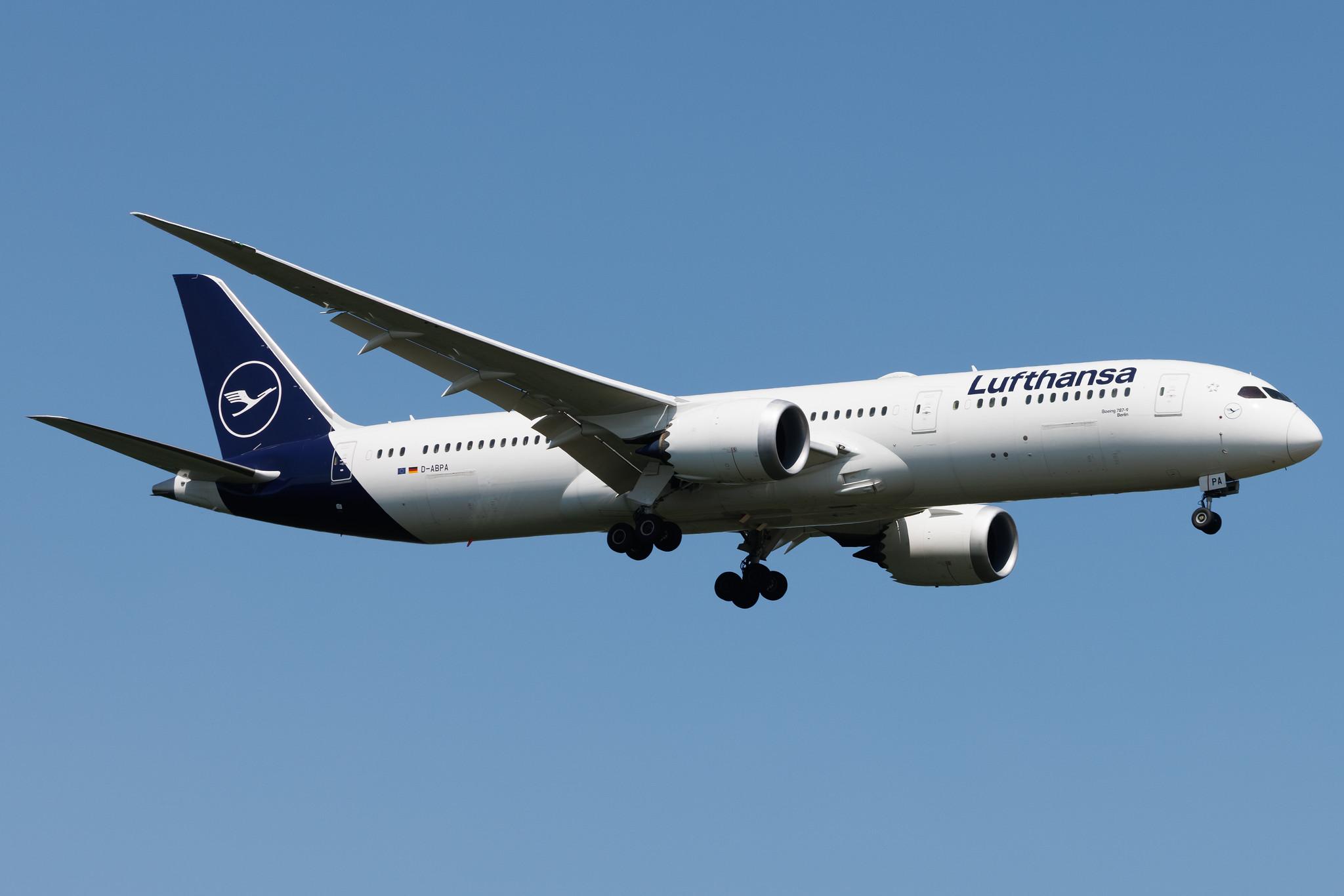 Frankfurt Airport: Lufthansa (LH / DLH) | Boeing 787-9 Dreamliner B789 | D-ABPA | MSN 62730