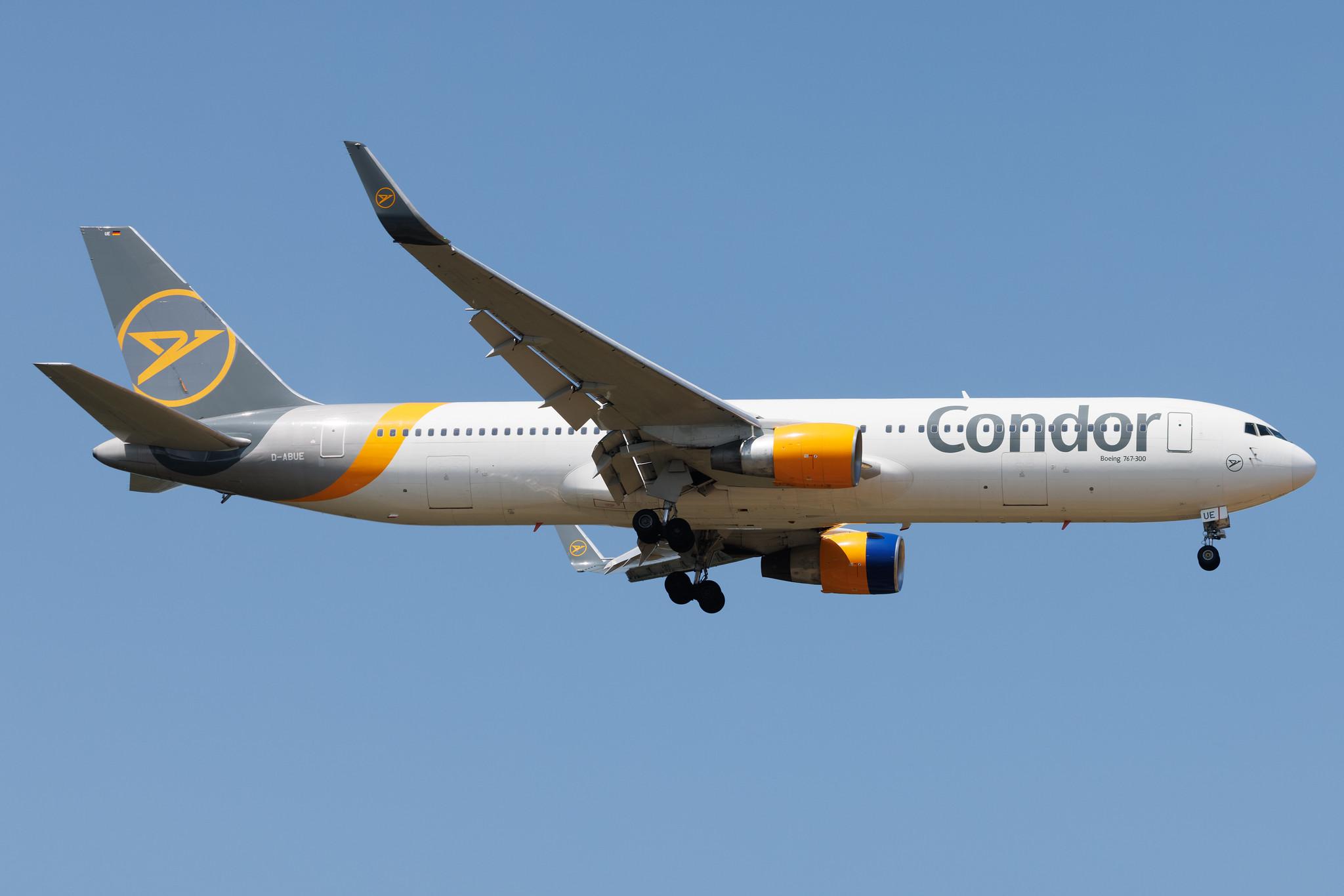 Frankfurt Airport: Condor (DE / CFG) | Boeing 767-330(ER) B763 | D-ABUE | MSN 26984