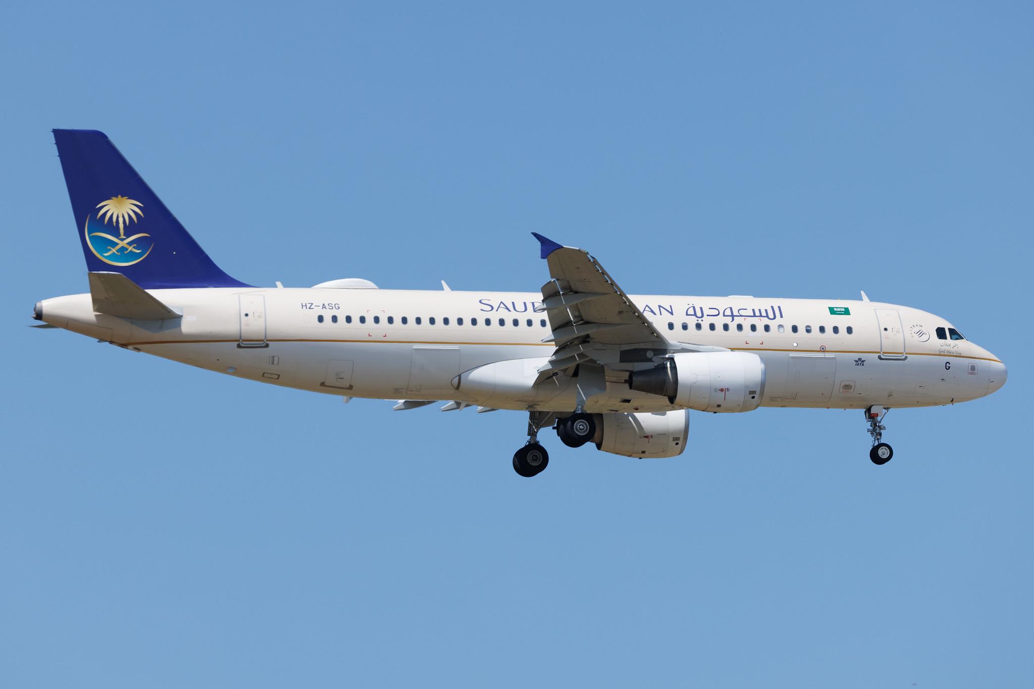 Frankfurt Airport: Saudia (SV / SVA) | Operator: Saudi Arabian Airlines | Airbus A320-214 A320 | HZ-ASG | MSN 5223