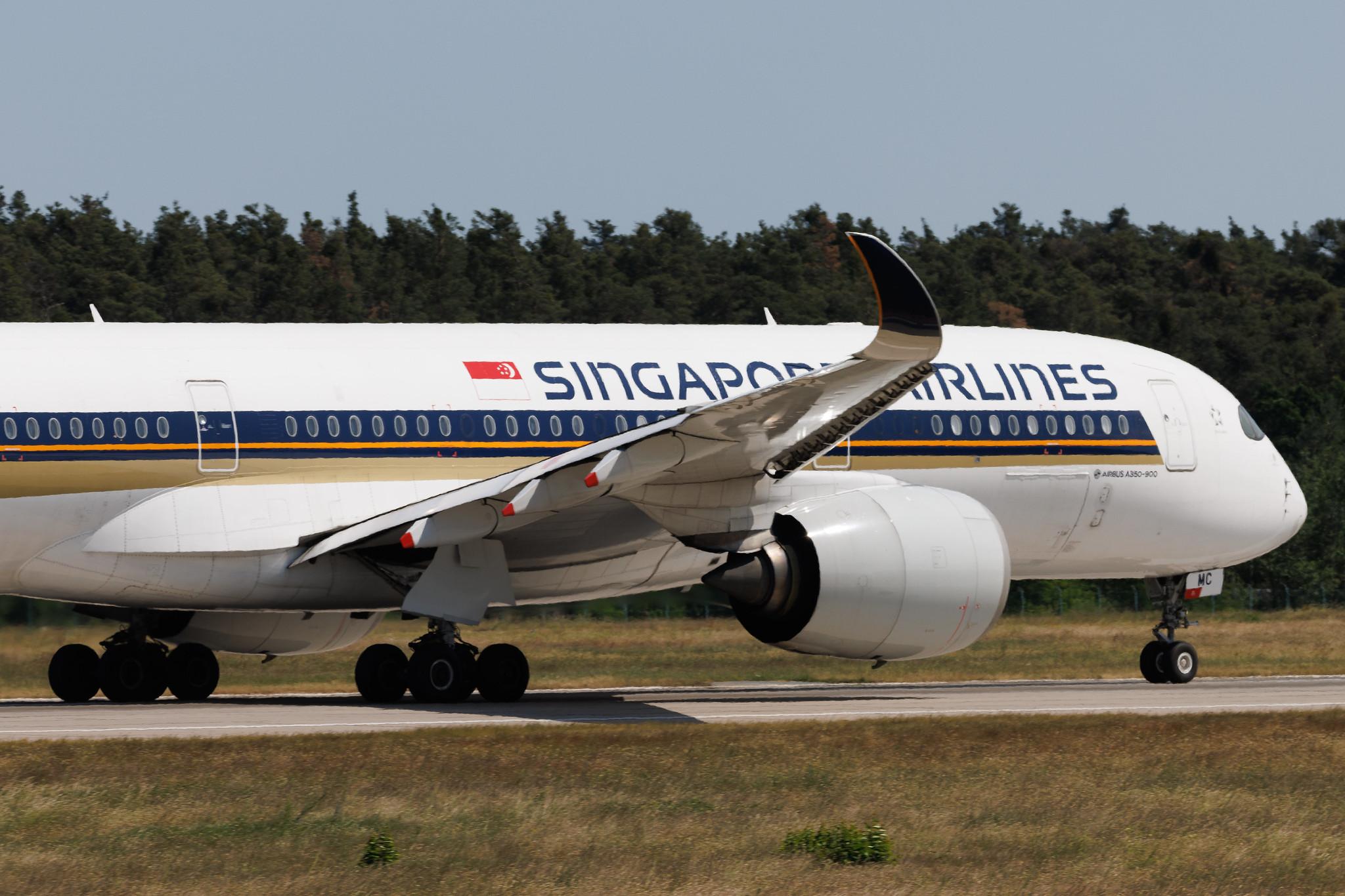 Frankfurt Airport: Singapore Airlines (SQ / SIA) | Airbus A350-941 A359 | 9V-SMC | MSN 031