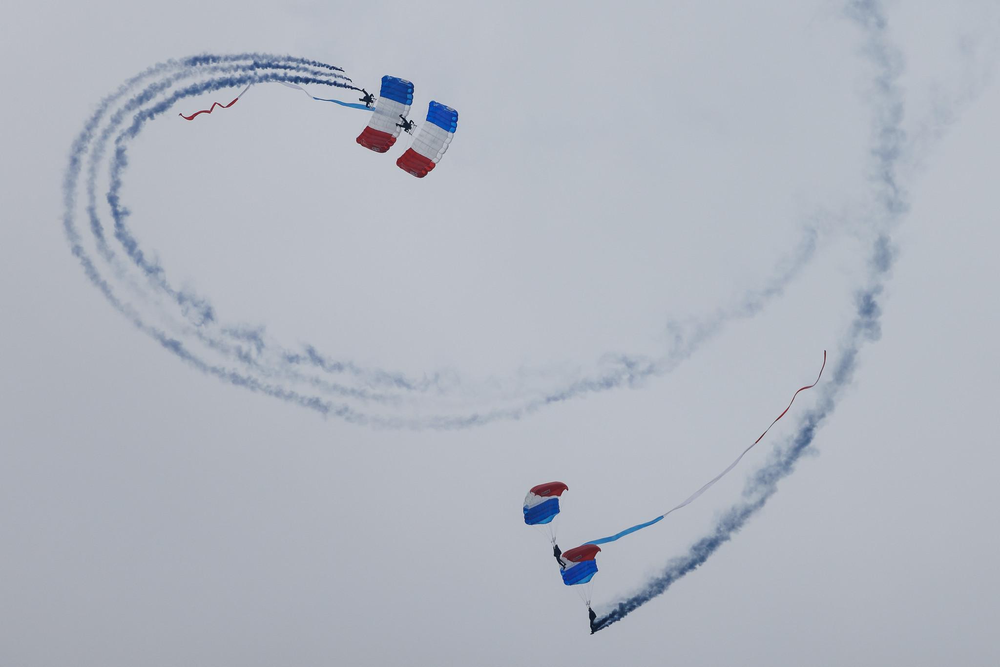 ANTIDOTUM Airshow Leszno: Fallschirmspringer