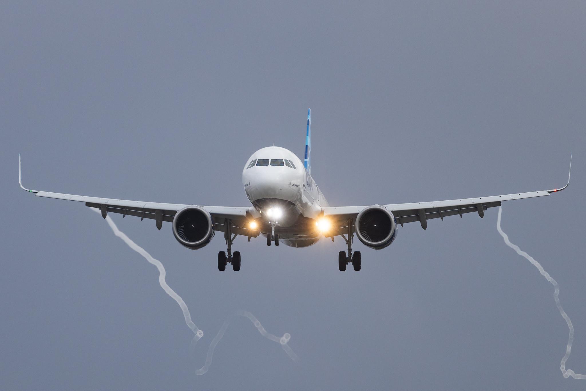 London Heathrow: JetBlue Airways (B6 / JBU) | Airbus A321-271NX A21N | N4022J | MSN 10303