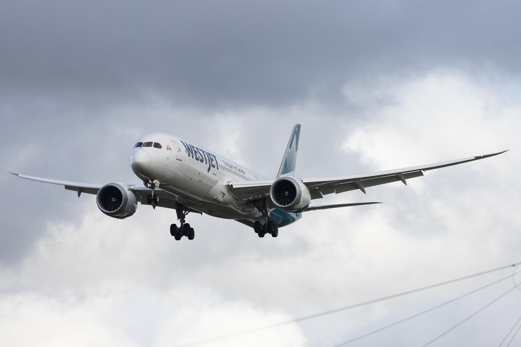 London Heathrow: WestJet (WS / WJA) | Boeing 787-9 Dreamliner B789 | C-GKKN | MSN 64977