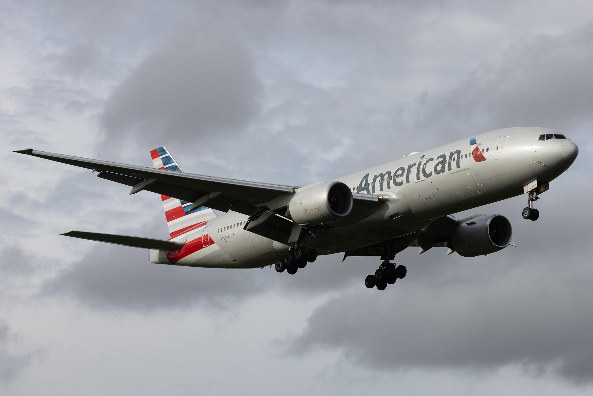 London Heathrow: American Airlines (AA / AAL) | Boeing 777-223(ER) B772 | N760AN | MSN 31477