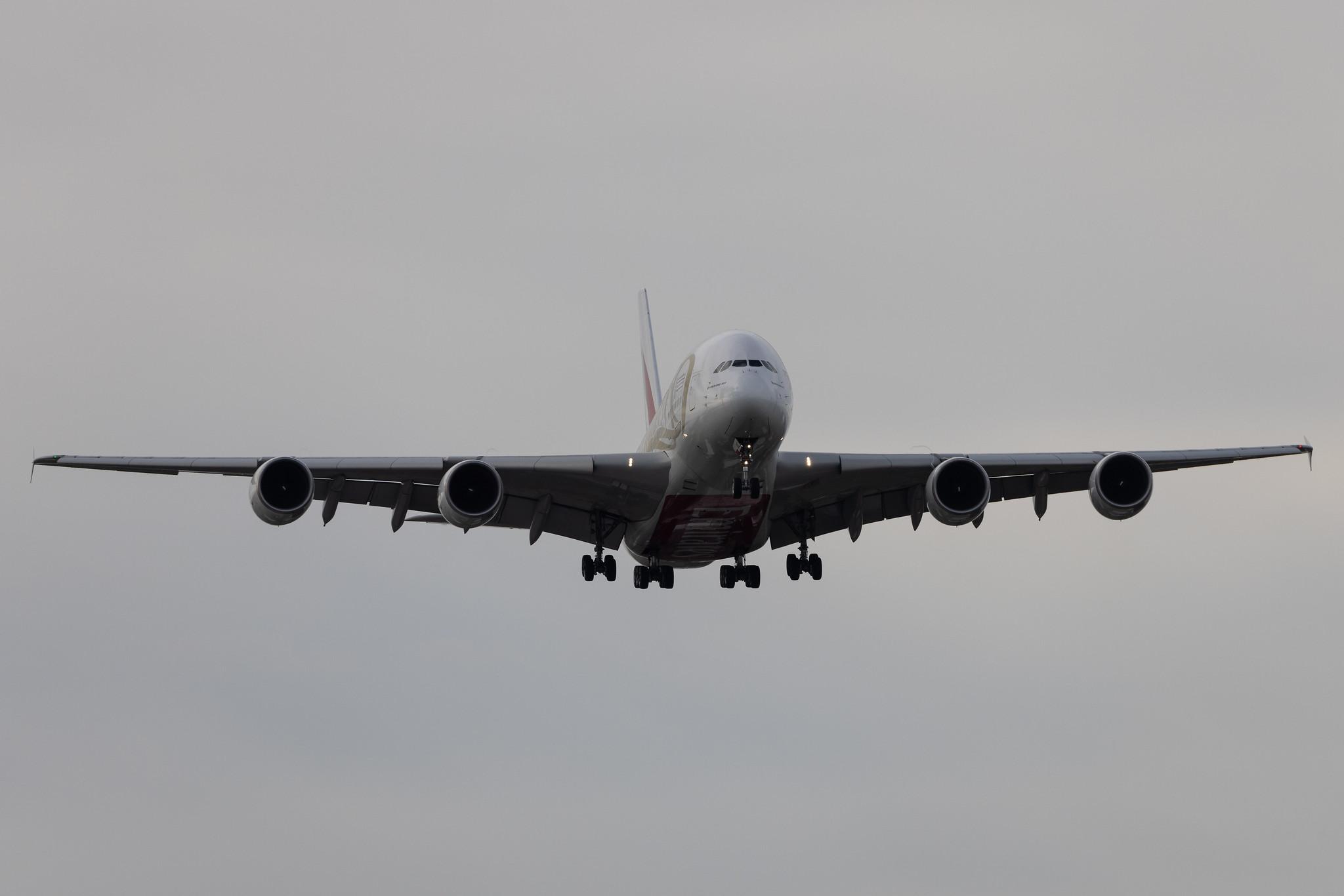 London Heathrow: Emirates (EK / UAE) | Livery: Year of the Fiftieth Livery | Airbus A380-861 A388 | A6-EOE | MSN 169