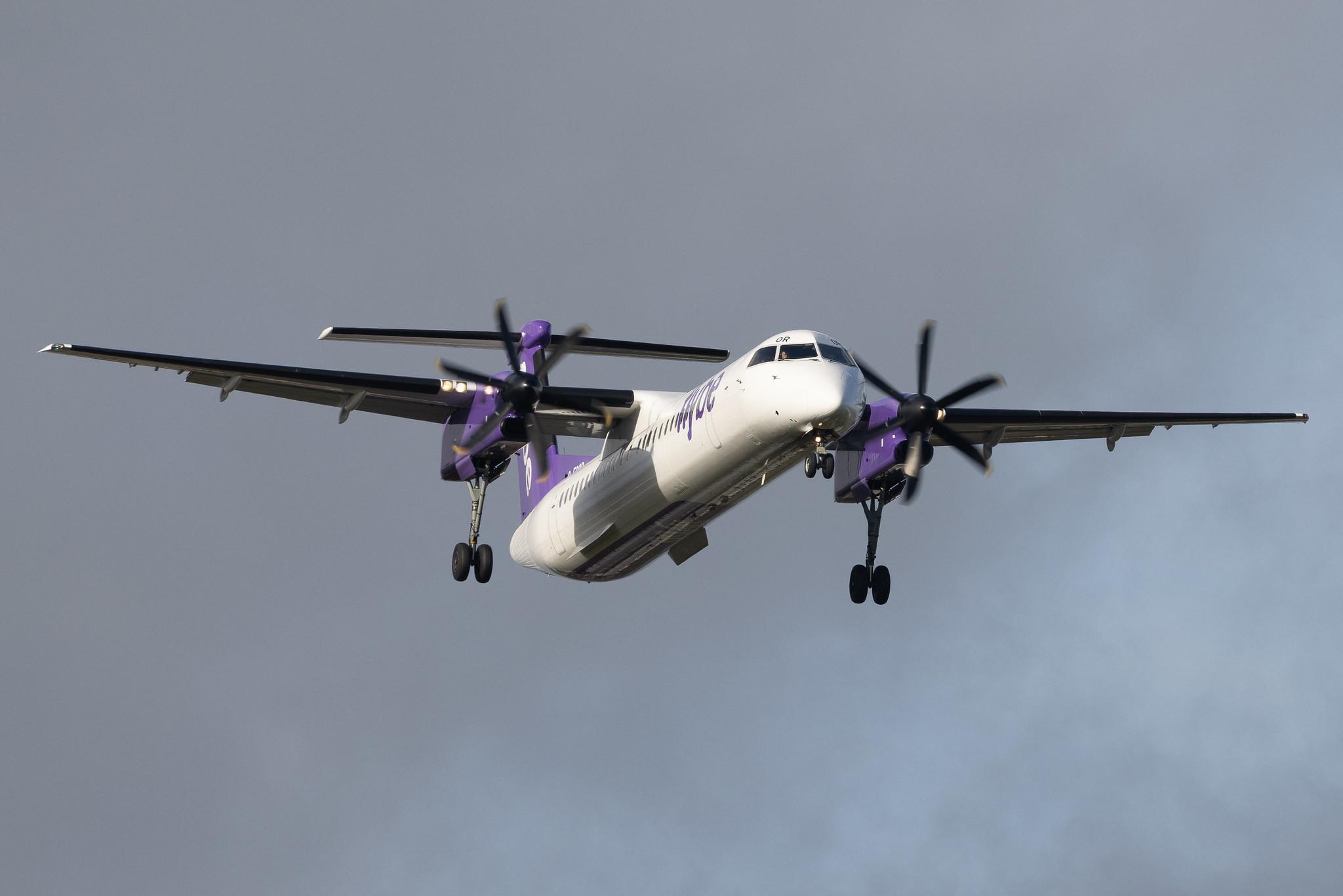 London Heathrow: Flybe (BE / BEE) | De Havilland Canada Dash 8-400 DH8D | G-ECOR | MSN 4248