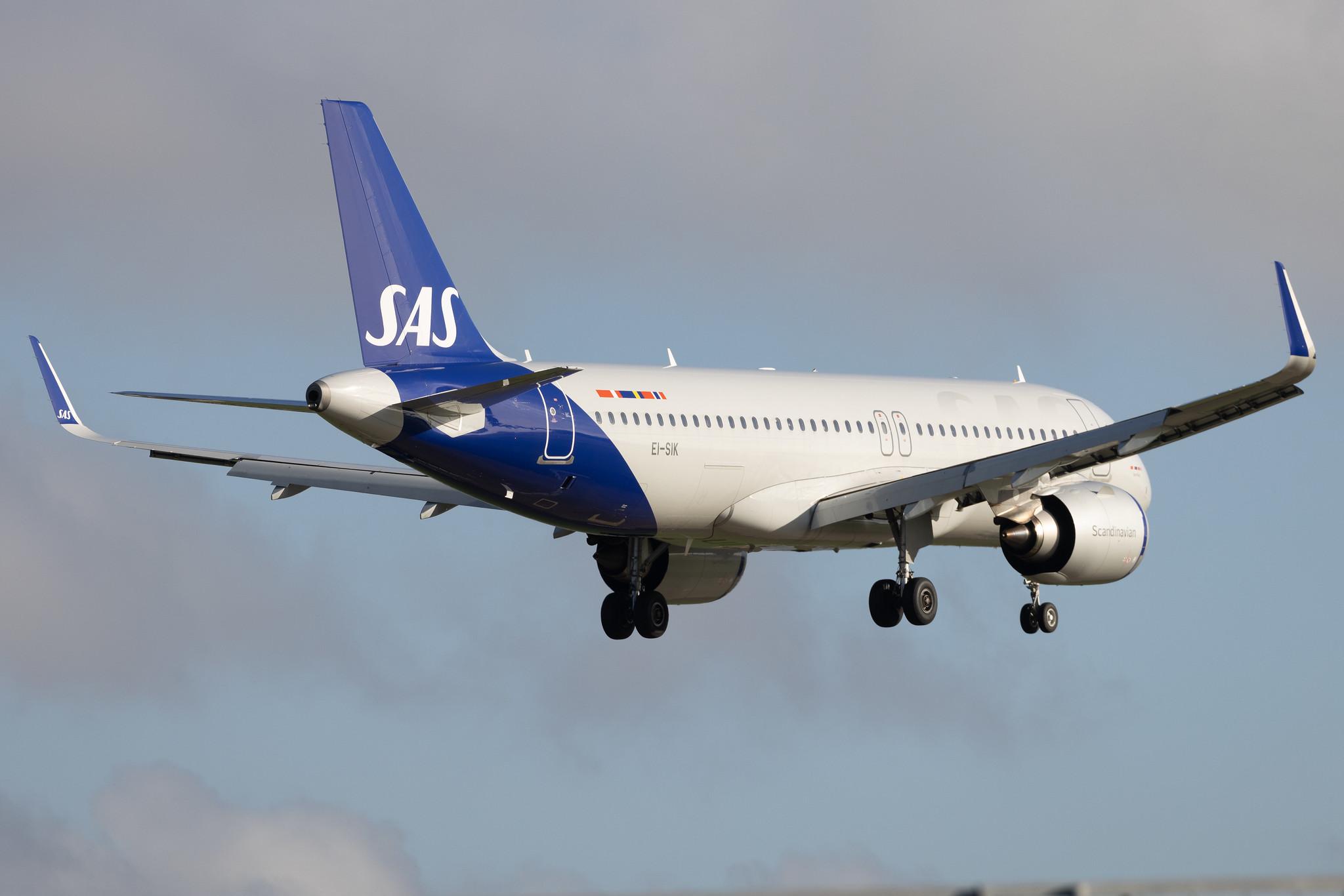 London Heathrow: SAS (SK / SAS) | Operator: SAS Connect | Airbus A320-251N A20N | EI-SIK | MSN 10716