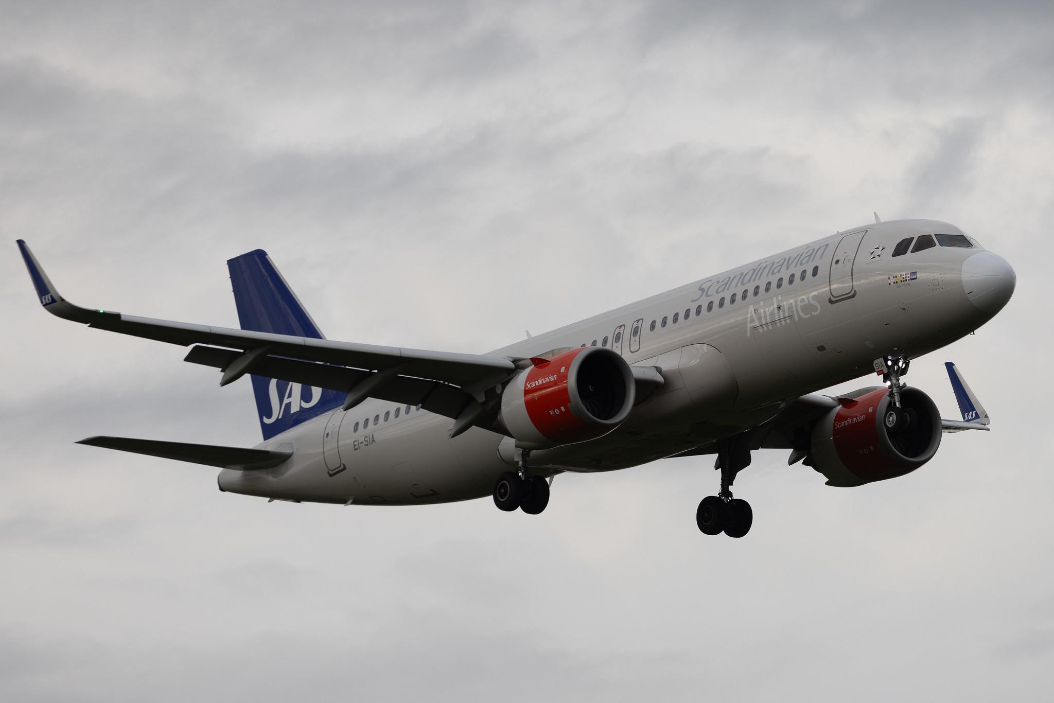 London Heathrow: SAS (SK / SAS) | Operator: SAS Connect | Airbus A320-251N A20N | EI-SIA | MSN 7897