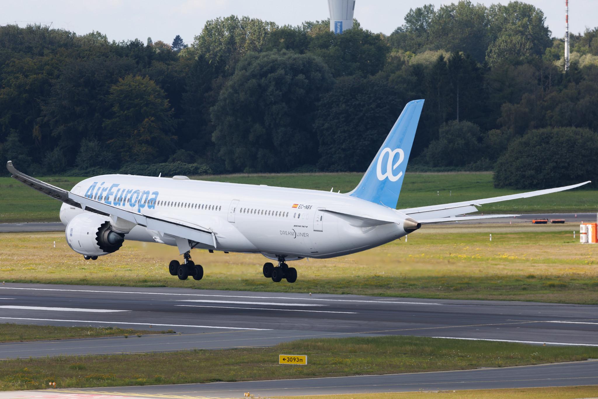 Hamburg Airport: Air Europa (UX / AEA) | Boeing 787-9 Dreamliner B789 | EC-NBX | MSN 65247
