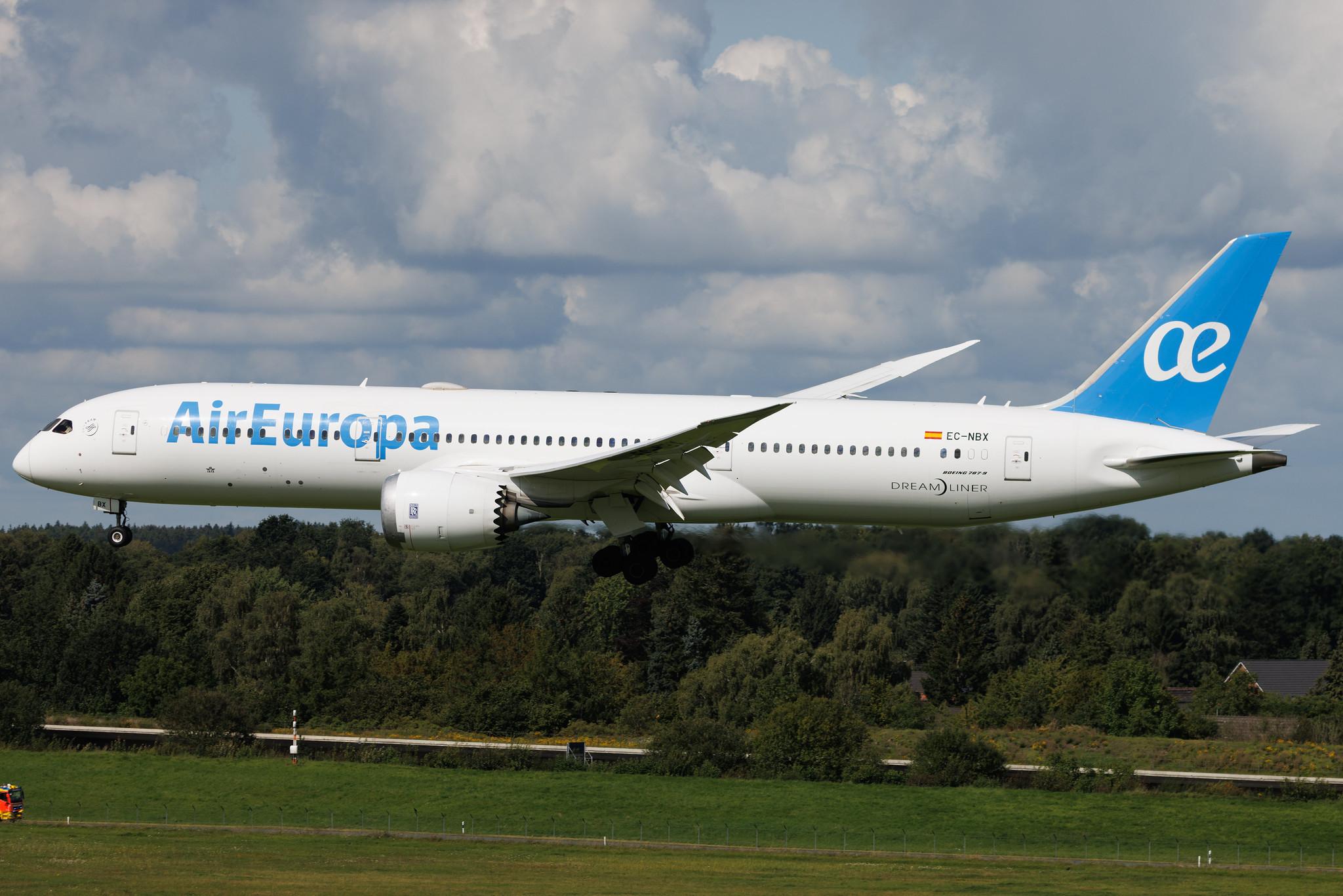 Hamburg Airport: Air Europa (UX / AEA) | Boeing 787-9 Dreamliner B789 | EC-NBX | MSN 65247