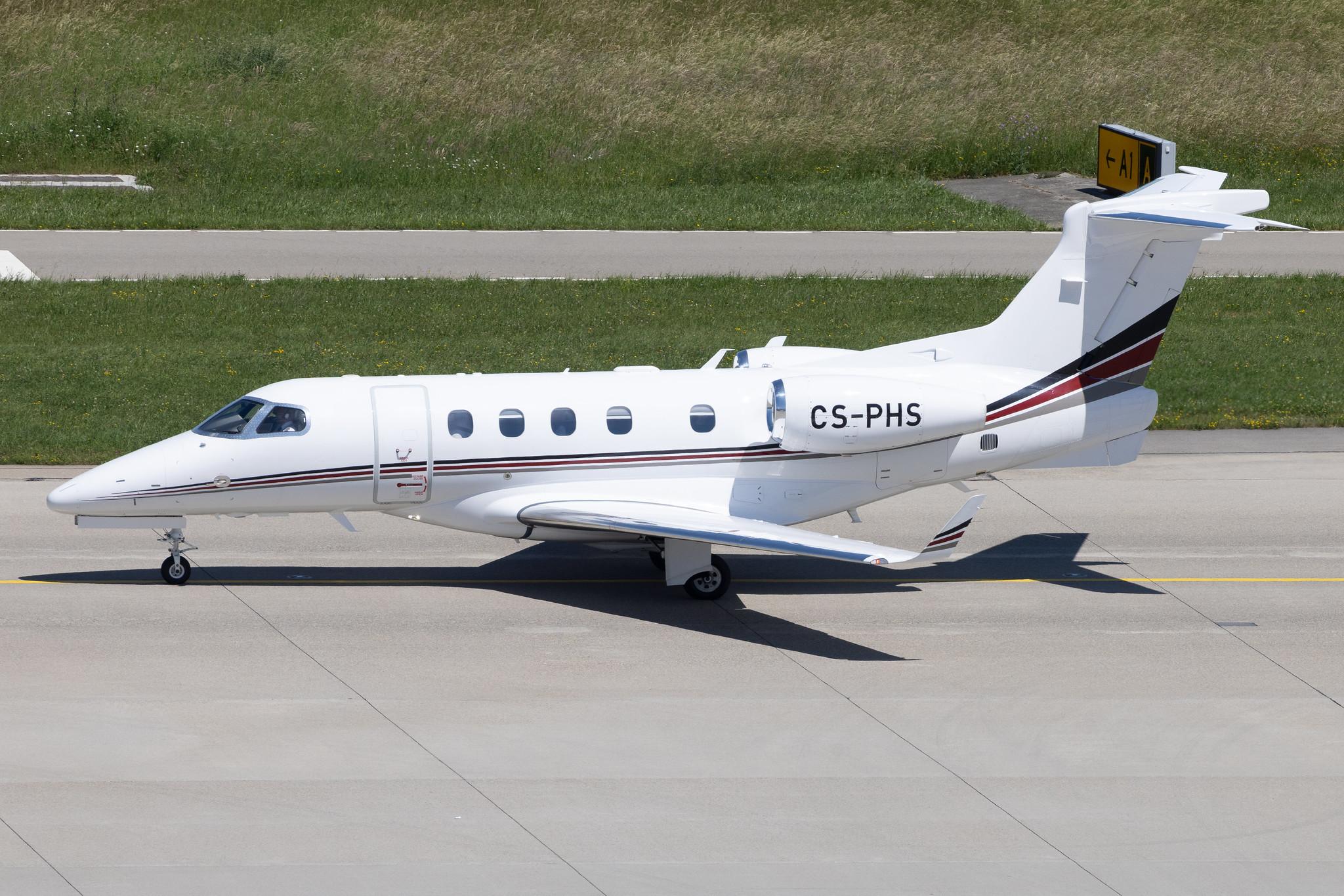 Flughafen Zürich: NetJets Europe (/ NJE) | Embraer Phenom 300 E55P | CS-PHS | MSN 50500625