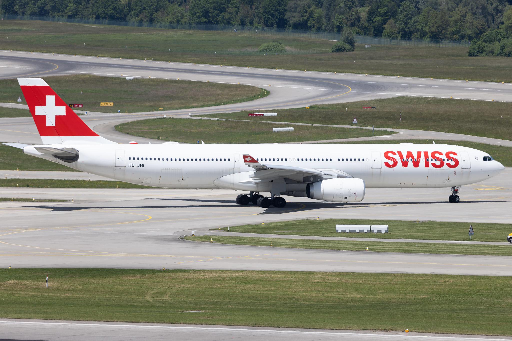 Flughafen Zürich: Swiss (LX / SWR) | Airbus A330-343 A333 | HB-JHI | MSN 1181
