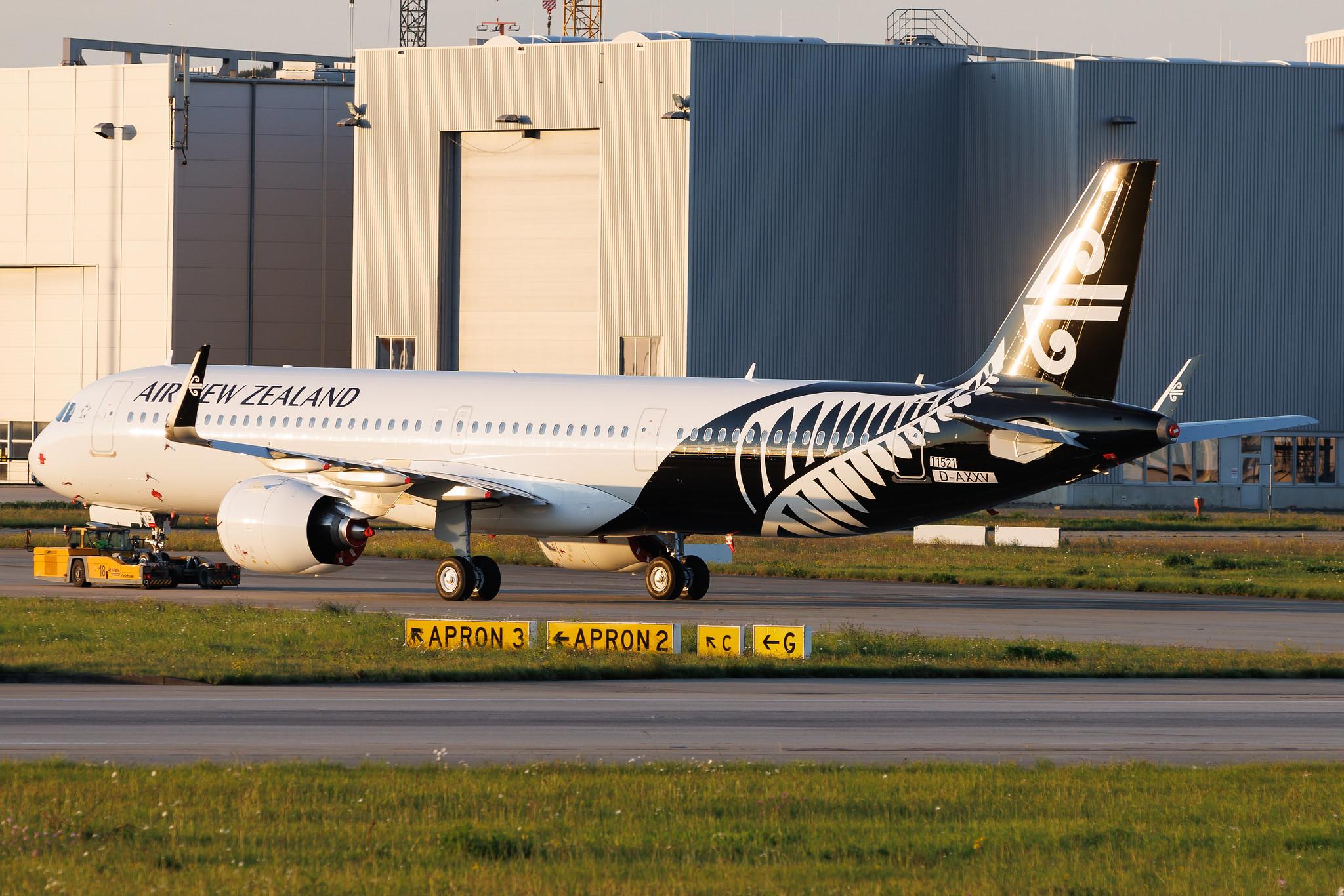Hamburg Finkenwerder: Air New Zealand (NZ / ANZ) | Airbus A321-271NX A21N | D-AXXV | ZK-OYD | MSN 11521