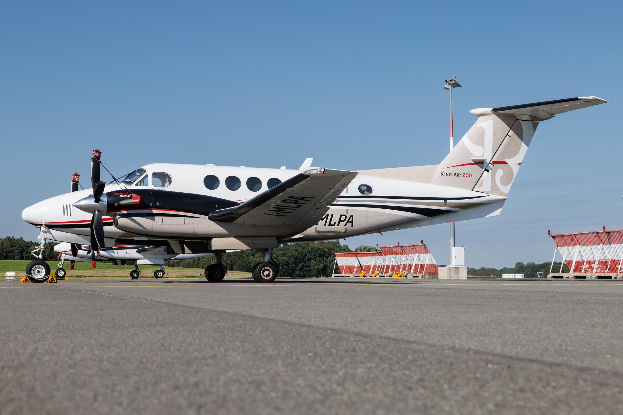 Hamburg Airport: Private owner | Beech King Air B200 BE20 | I-MLPA | MSN BB-1825
