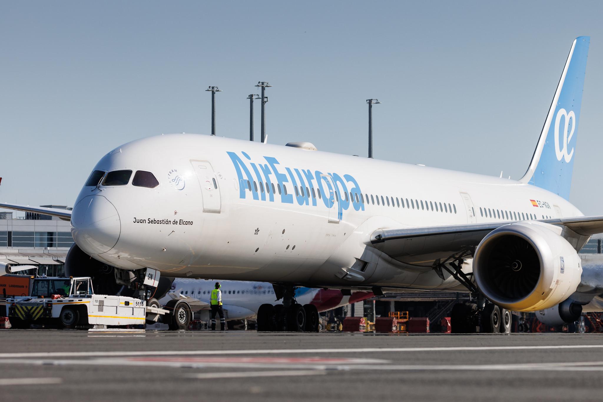 Hamburg Airport: Air Europa (UX / AEA) | Boeing 787-9 Dreamliner B789 | EC-NGN | MSN 62518