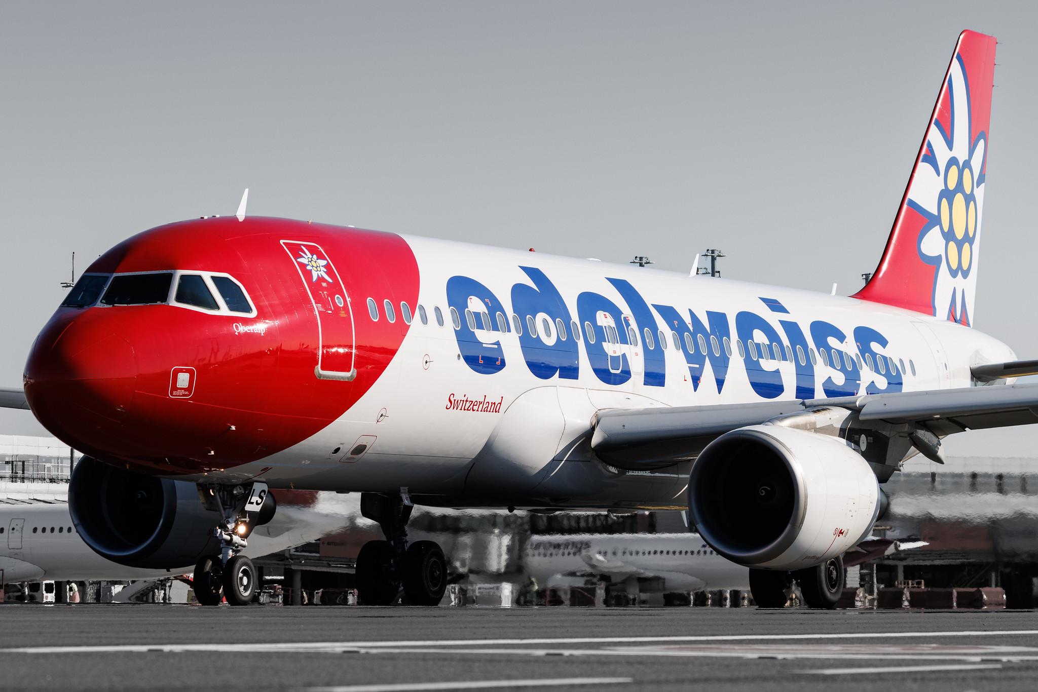 Hamburg Airport: Edelweiss Air (WK / EDW) | Airbus A320-214 A320 | HB-JLS | MSN 5069
