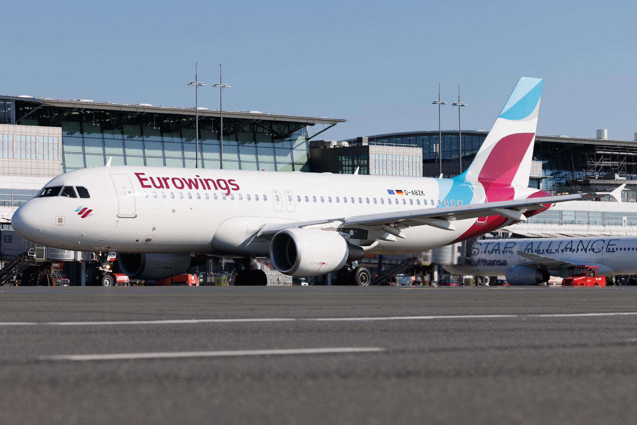 Hamburg Airport: Eurowings (EW / EWG) | Airbus A320-216 A320 | D-ABZK | MSN 3213