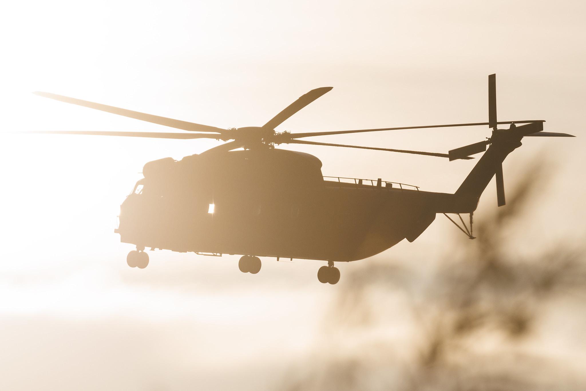 Hamburg Airport: German Air Force (/ GAF) | Sikorsky CH-53G | 84+71 | MSN V65-069
