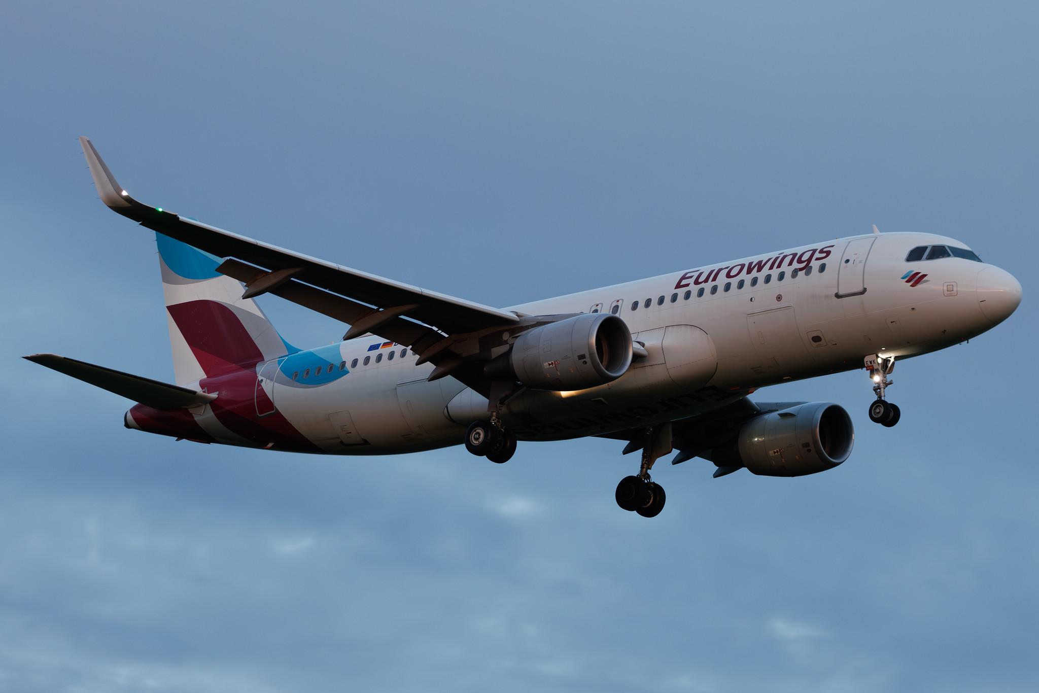 Hamburg Airport: Eurowings (EW / EWG) | Airbus A320-214 A320 | D-AEWK | MSN 7261