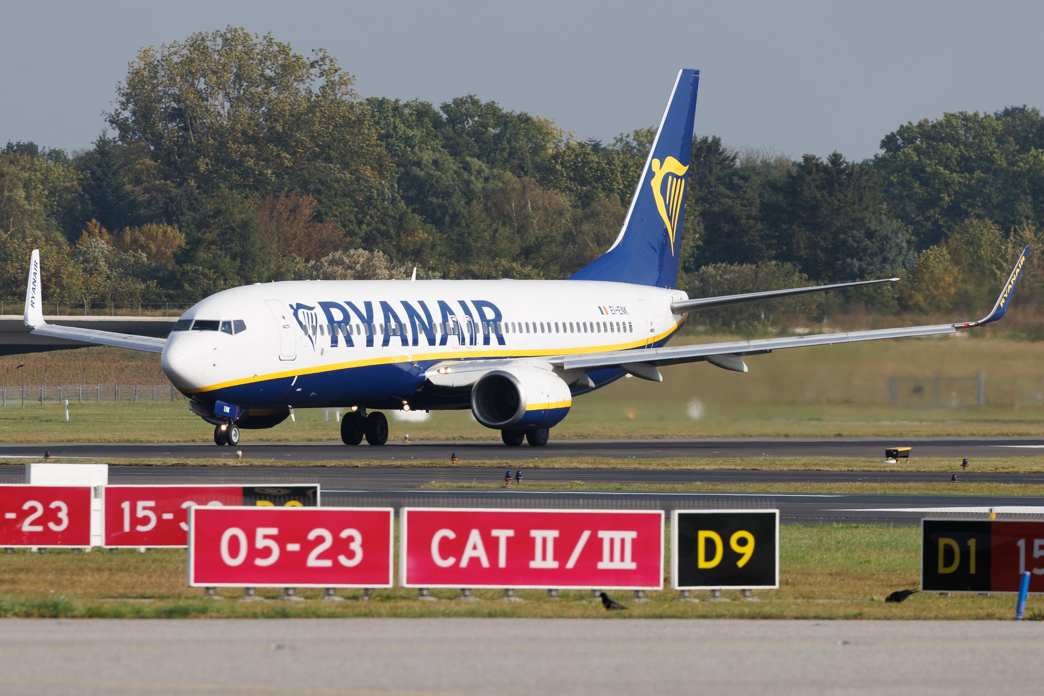 Hamburg Airport: Ryanair (FR / RYR) | Boeing 737-8AS B738 | EI-ENK | MSN 40303