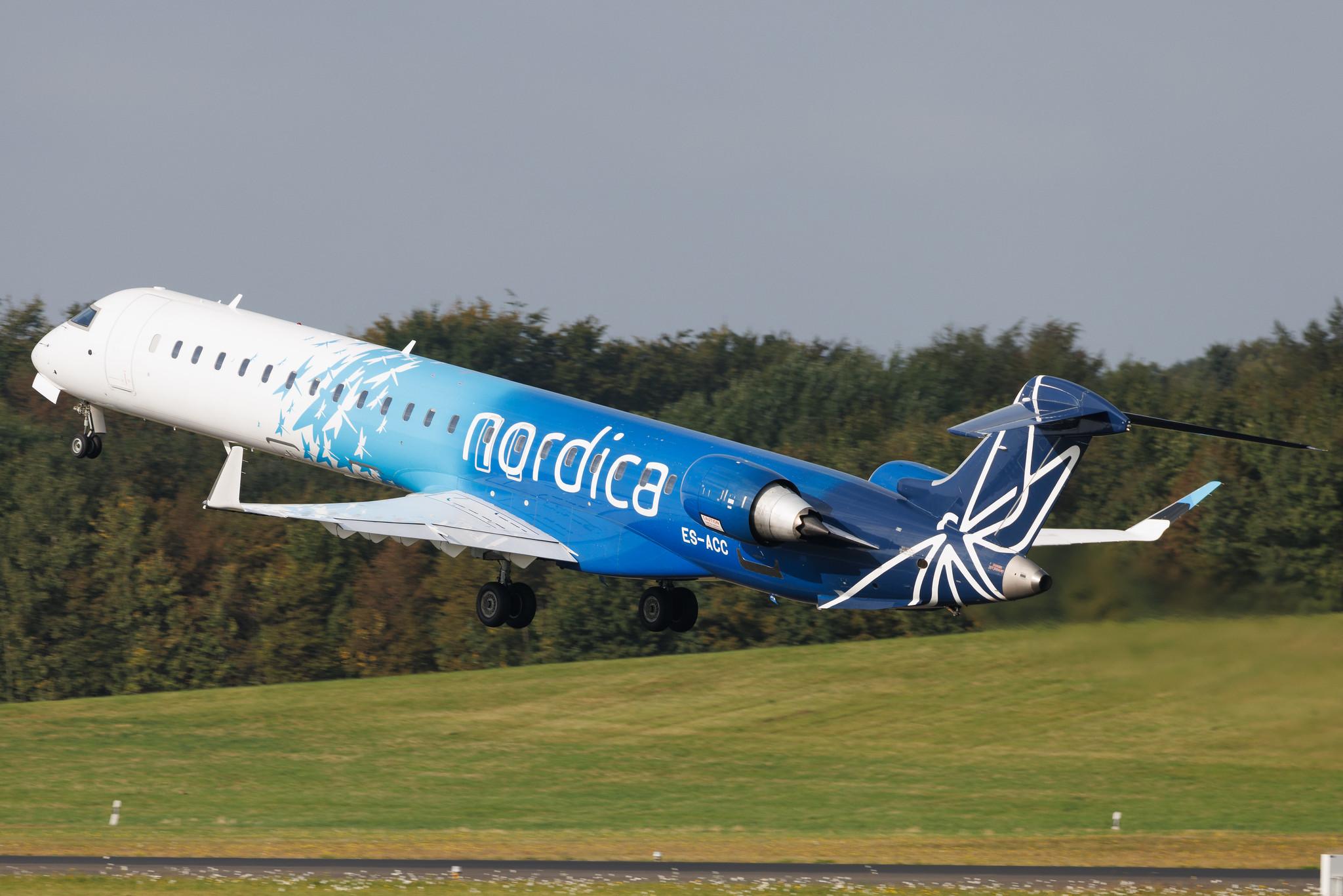 Hamburg Airport: Nordica (ND / NDA) | Operator: Xfly | Mitsubishi CRJ-900ER CRJ9 | ES-ACC | MSN 15262