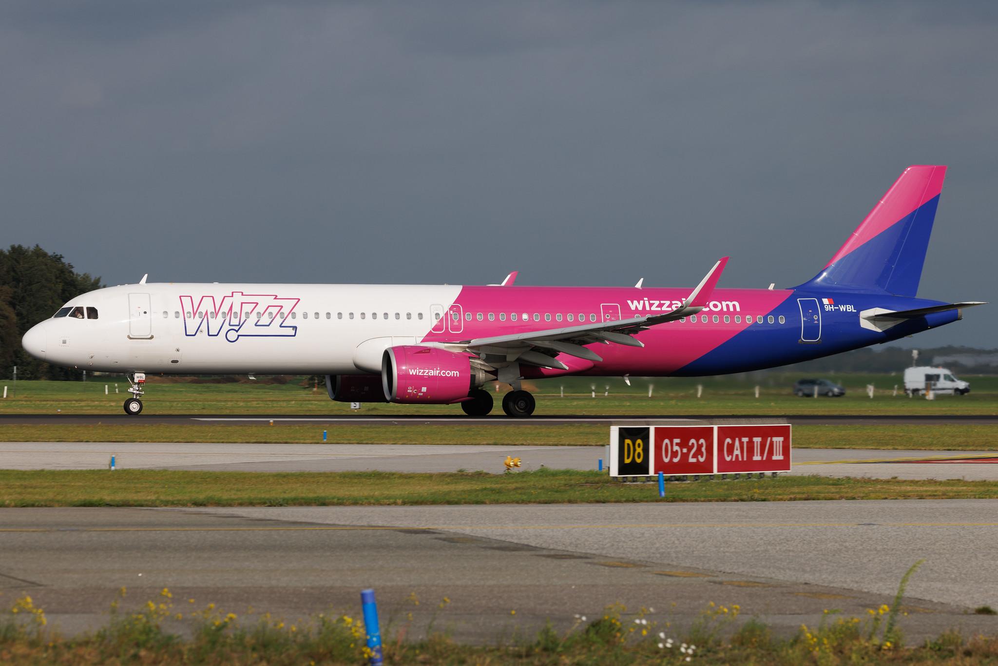 Hamburg Airport: Wizz Air (W6 / WZZ) | Operator: Wizz Air Malta |  Airbus A321-271NX A21N | 9H-WBL | MSN 10659