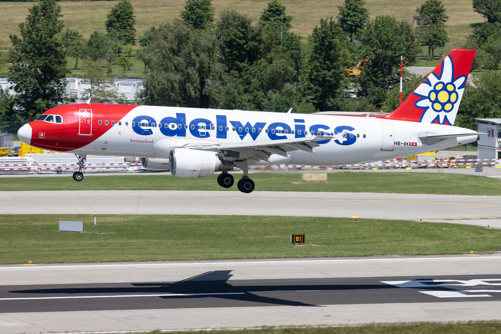 Flughafen Zürich: Edelweiss Air (WK / EDW) | Airbus A320-214 A320 | HB-IHX | MSN 0942