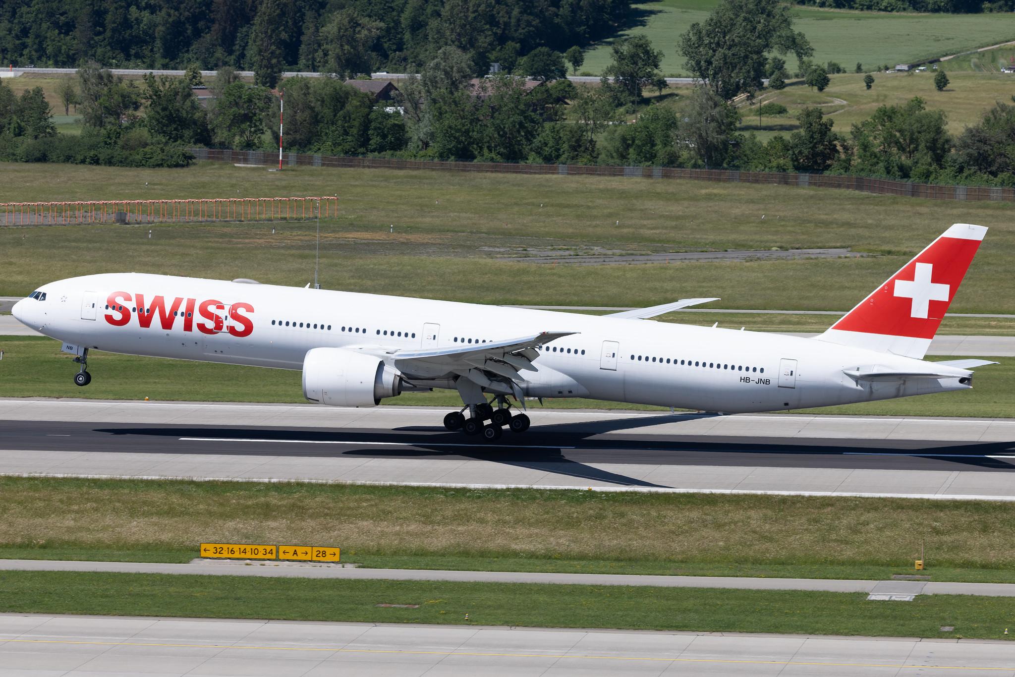 Flughafen Zürich: Swiss (LX / SWR) | Boeing 777-3DE(ER) B77W | HB-JNB | MSN 44583