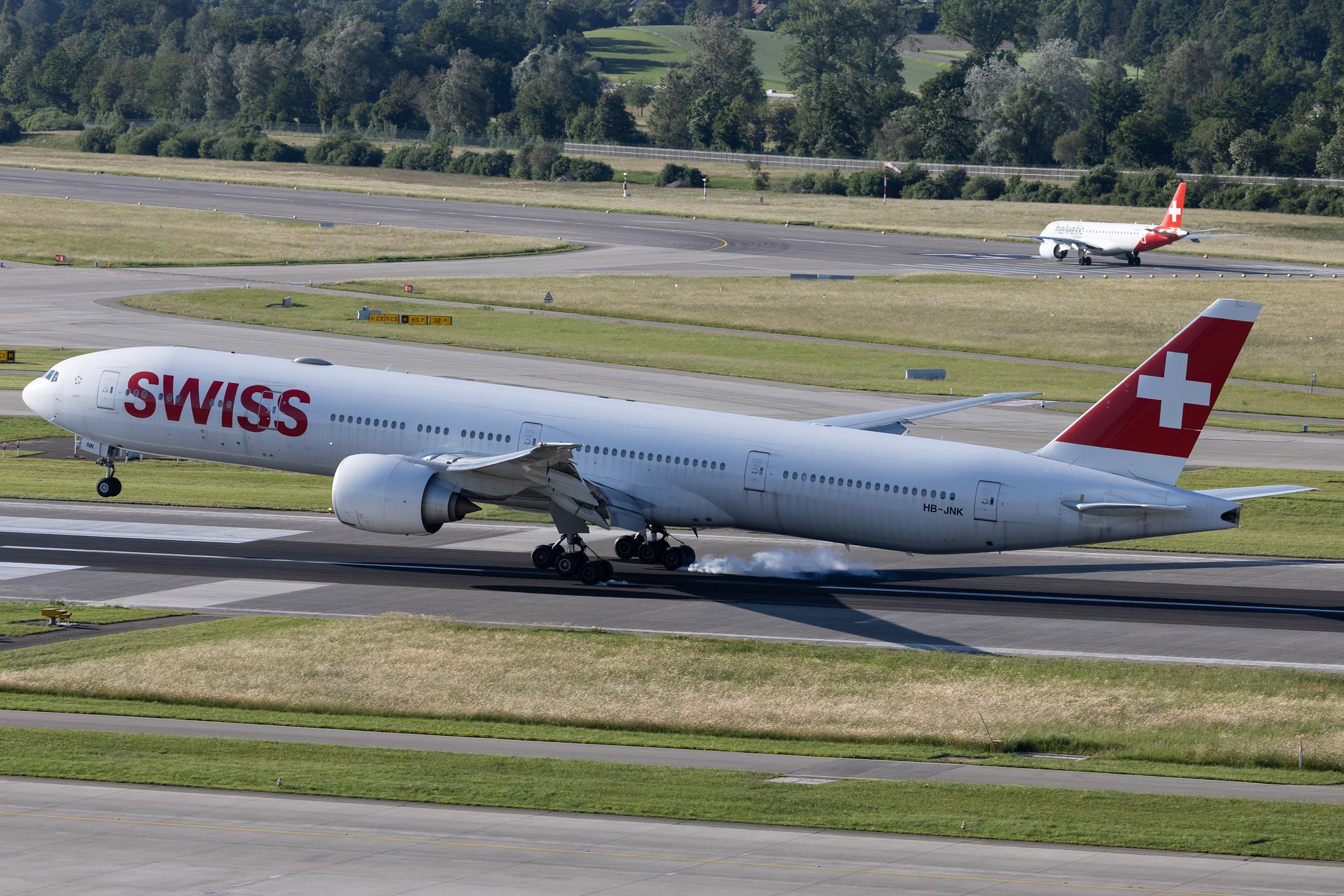 Flughafen Zürich: Swiss (LX / SWR) | Boeing 777-300(ER) B77W | HB-JNK | MSN 66091