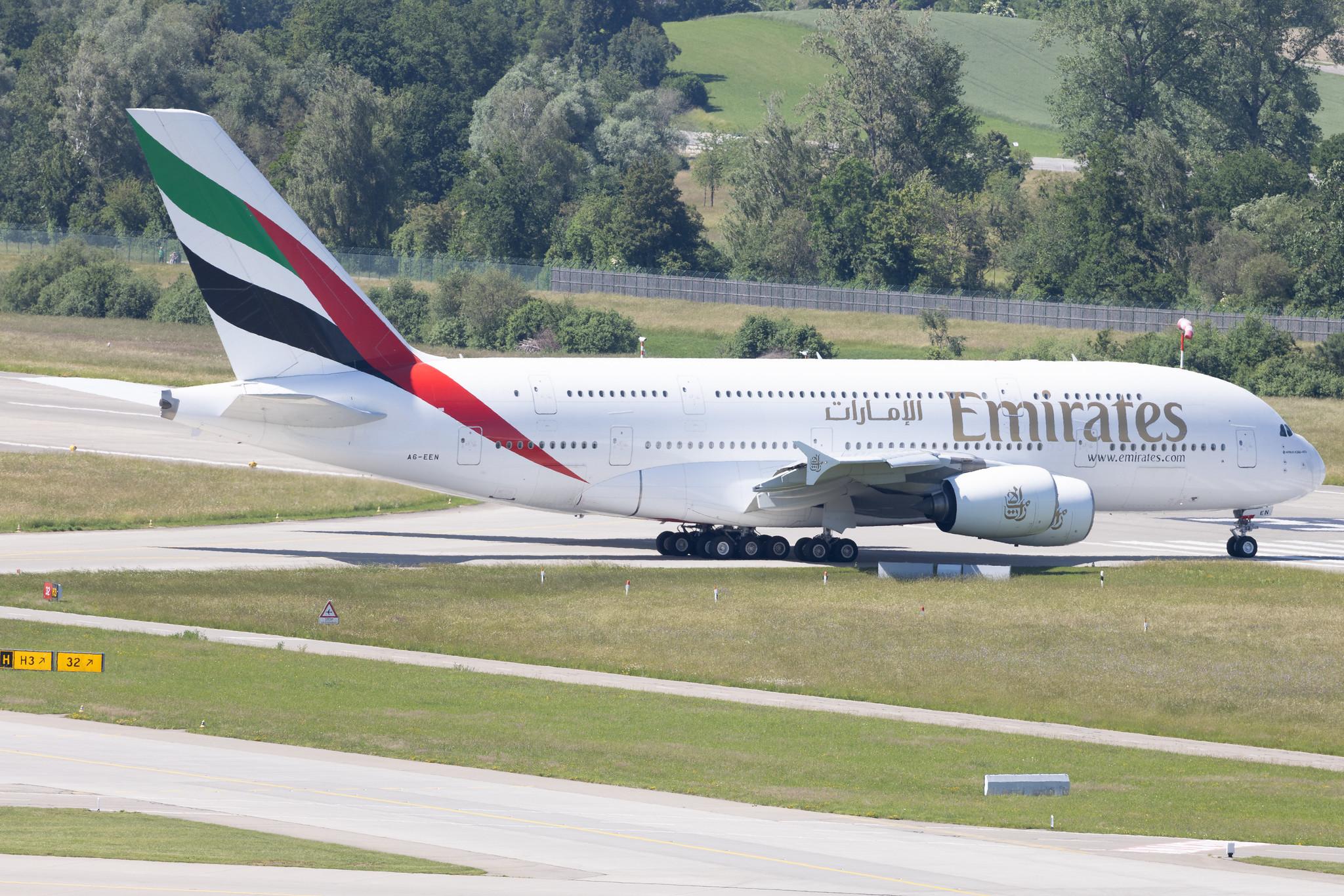 Flughafen Zürich: Emirates (EK / UAE) | Airbus A380-861 A388 | A6-EEN | MSN 135