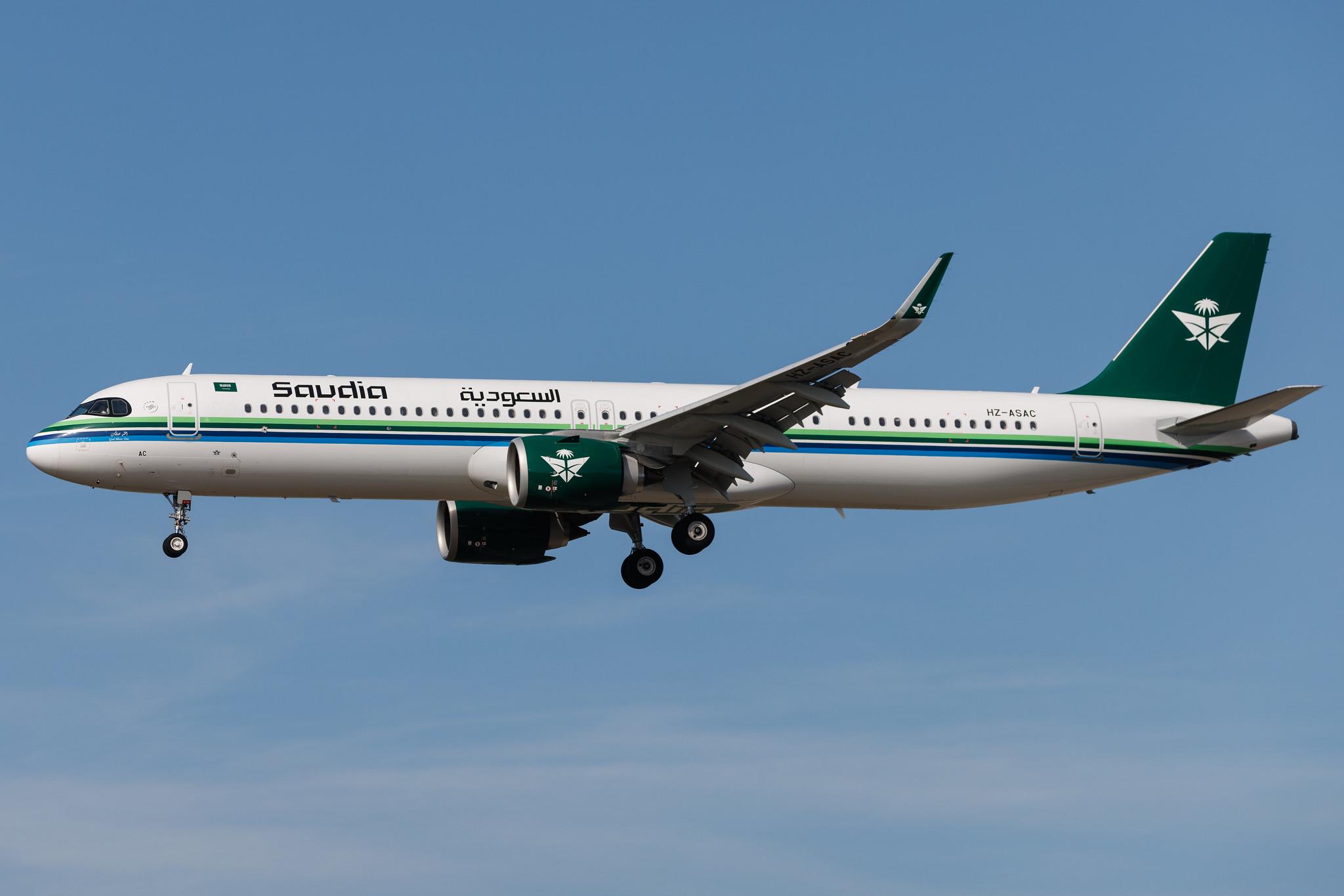 Frankfurt Airport: Saudia (SV / SVA) | Airbus A321-251NX A21N | HZ-ASAC | MSN 11473