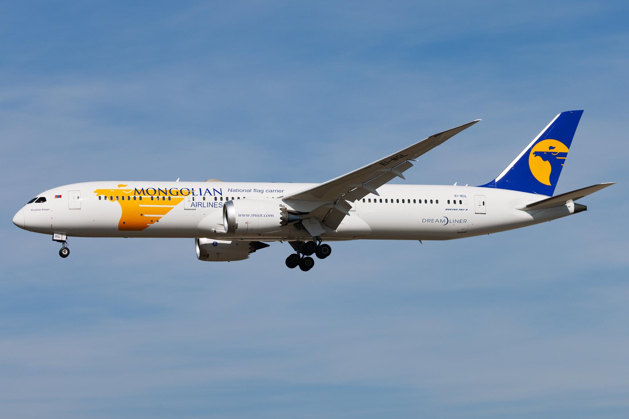 Frankfurt Airport: MIAT Mongolian Airlines (OM / MGL) | Boeing 787-9 Dreamliner B789 | EI-MGL | MSN 60326