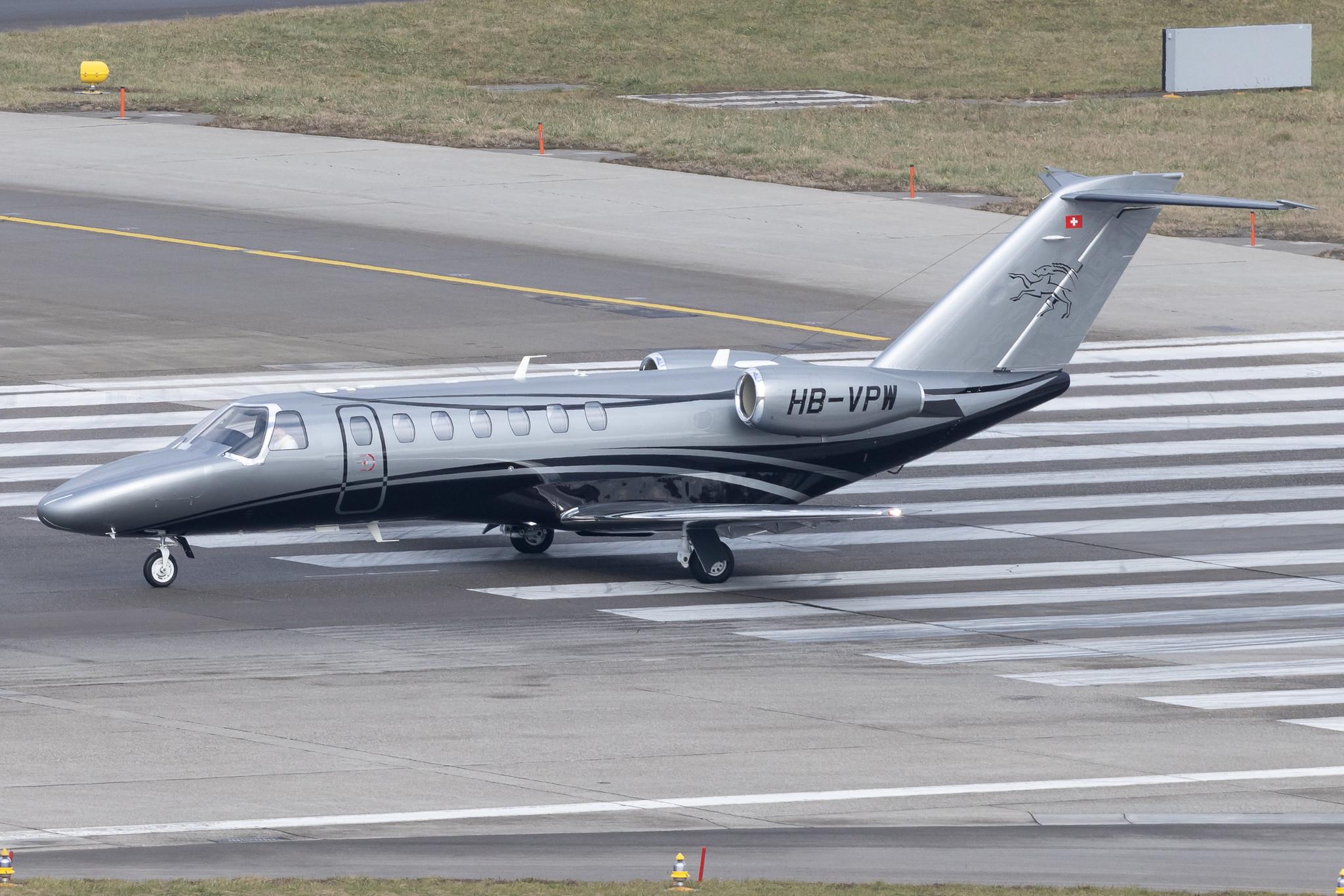 Flughafen Zürich: Private owner | Cessna 525B Citation CJ3+ C25B | HB-VPW | MSN 525B-0622