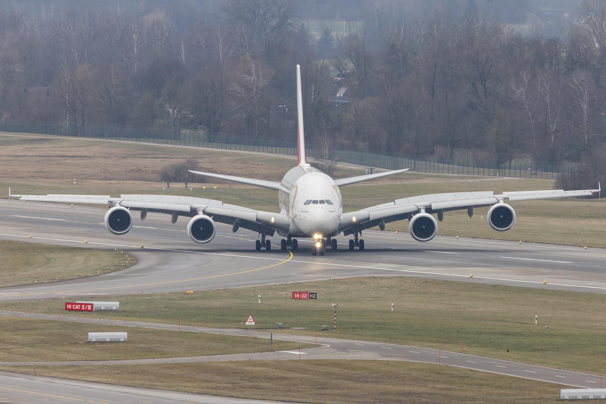 Flughafen Zürich: Emirates (EK / UAE) | Livery: Year of the Fiftieth Livery | Airbus A380-861 A388 | A6-EEX | MSN 154