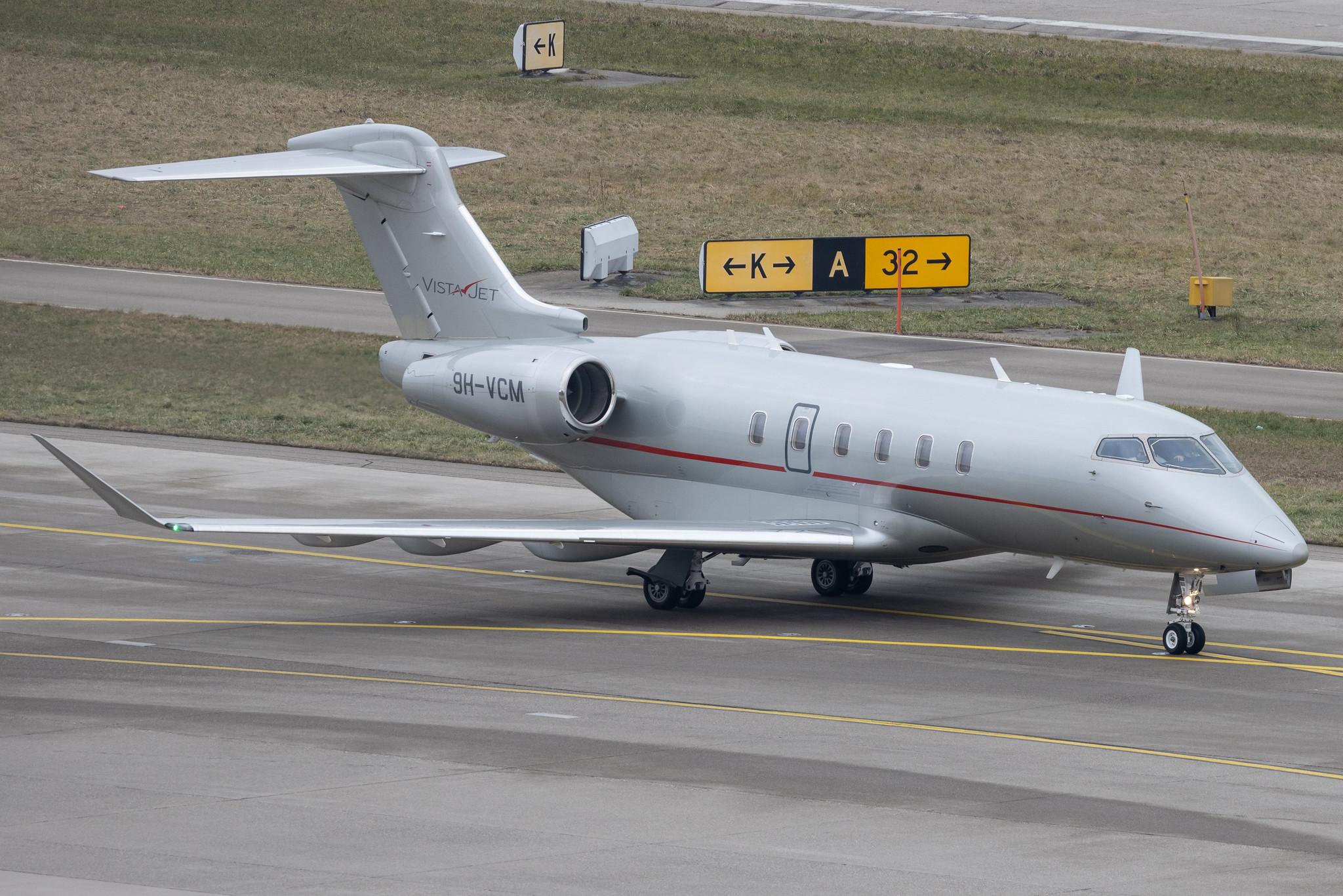 Flughafen Zürich: VistaJet Malta (/ VJT) | Operator: VistaJet | Bombardier Challenger 350 CL35 | 9H-VCM | MSN 20624