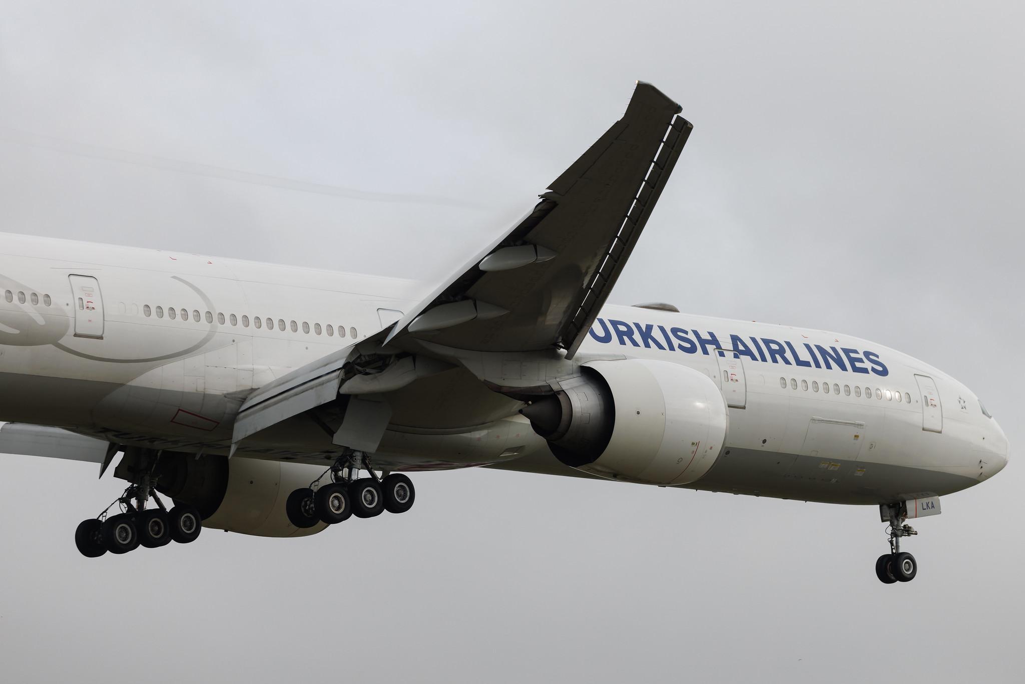London Heathrow: Turkish Airlines (TK / THY) | Boeing 777-36N(ER) B77W | TC-LKA | MSN 41818