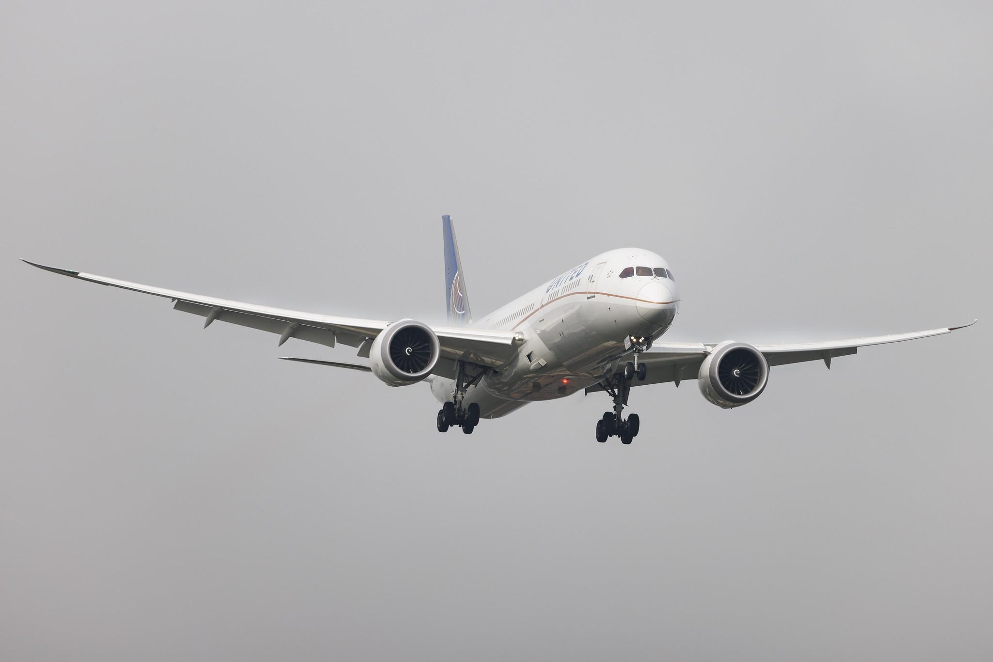 London Heathrow: United Airlines (UA / UAL) | Boeing 787-9 Dreamliner B789 | N27964 | MSN 37813