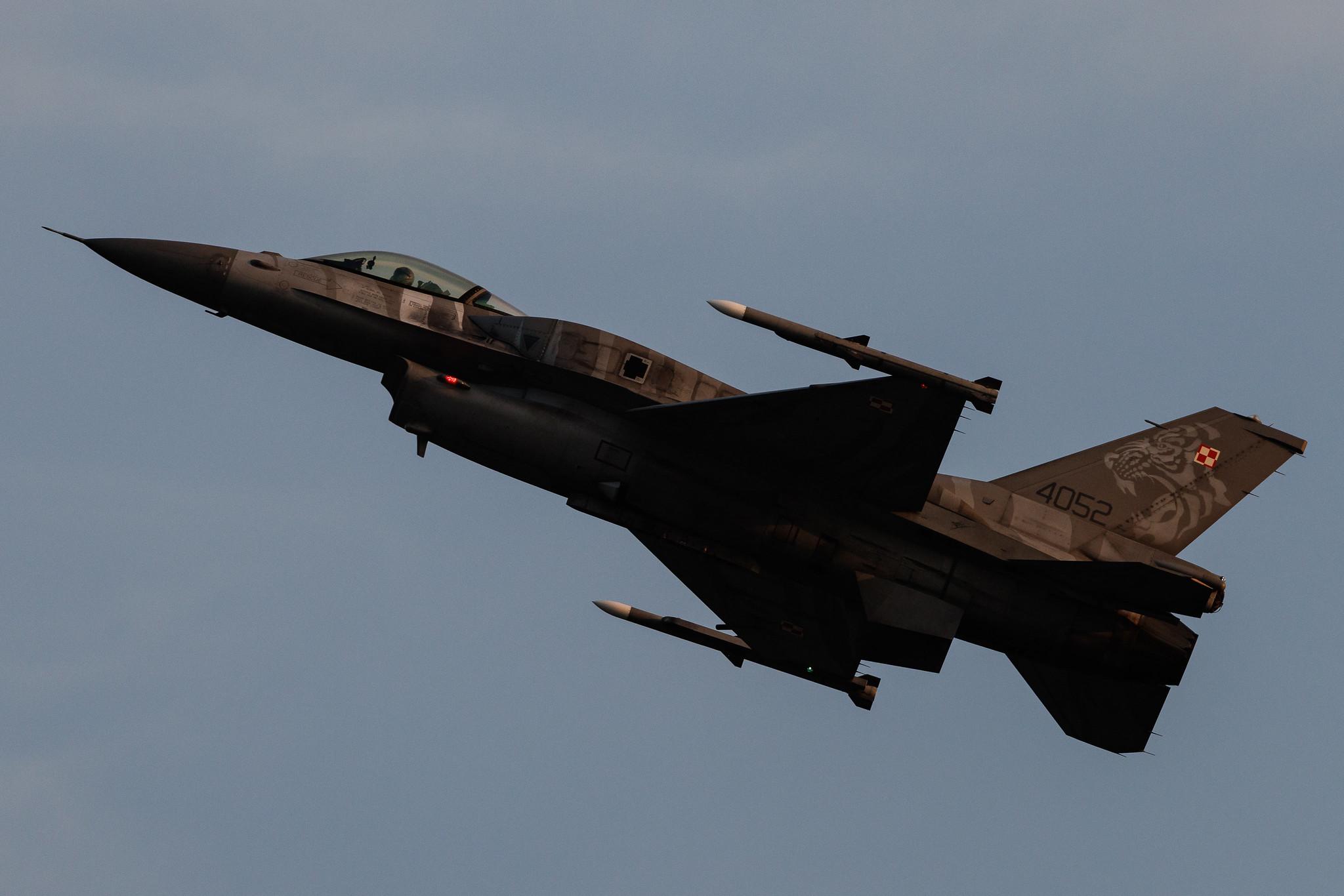 AIR SHOW Radom: Polish Air Force (/ PLF) | General Dynamics F-16C Fighting Falcon F16 | 4052 | MSN JC-13
