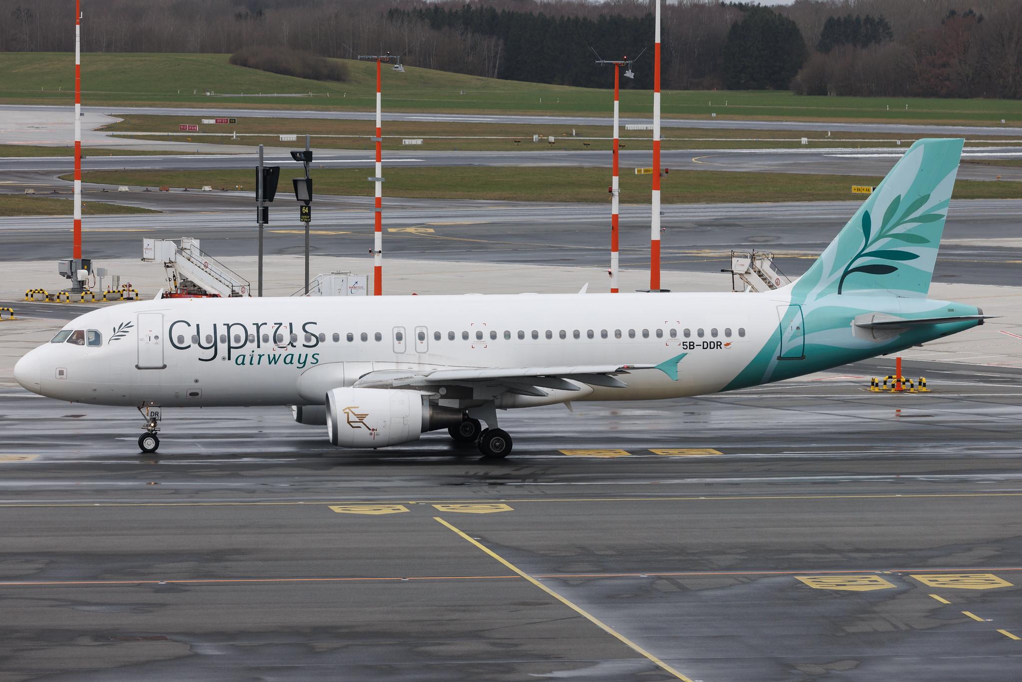 Hamburg Airport: Cyprus Airways (CY / CYP) | Airbus A320-214 A320 | 5B-DDR | MSN 03933