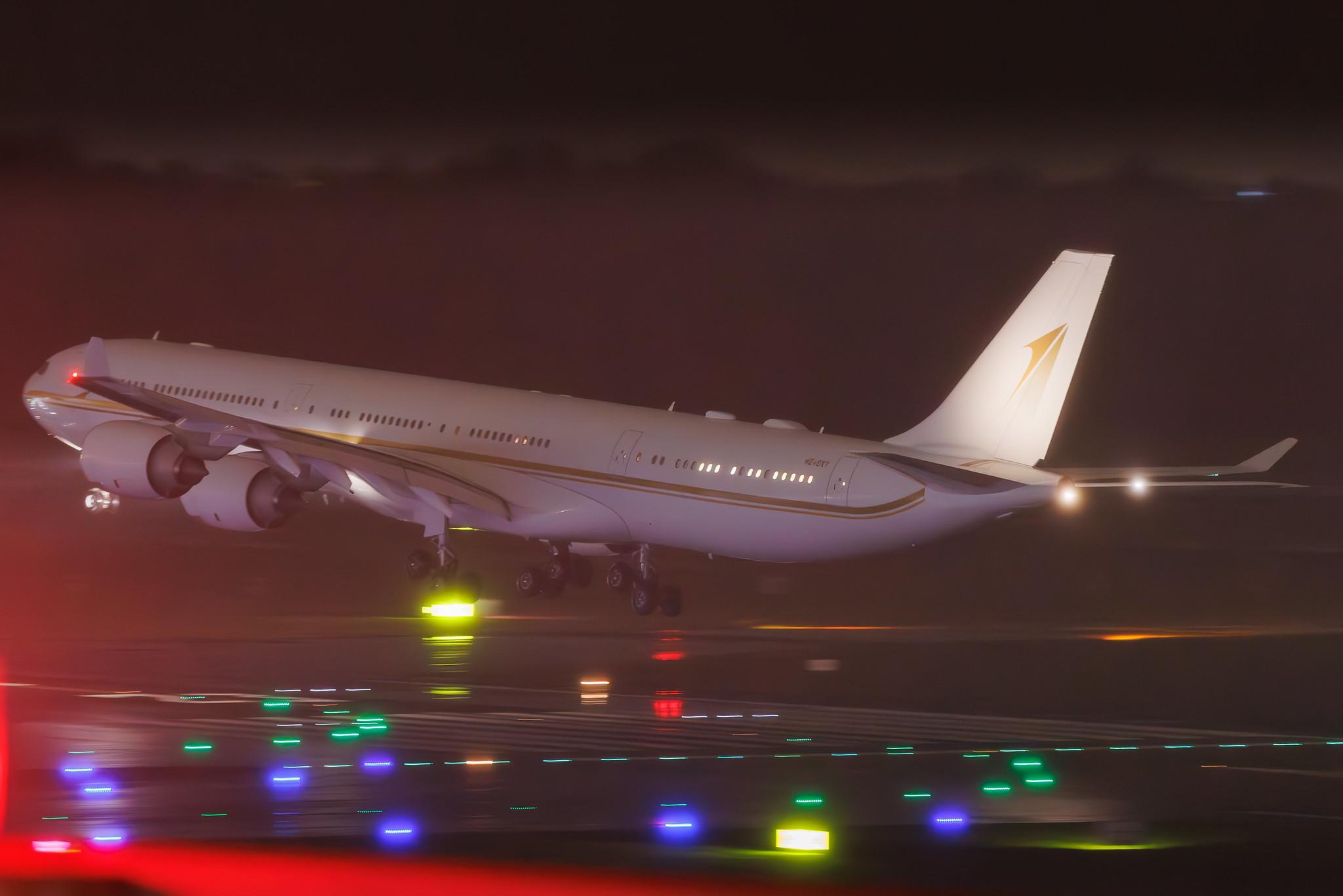 Hamburg Airport: Alpha Star (/ STT) | Airbus A340-642 A346 | HZ-SKY | MSN 0924