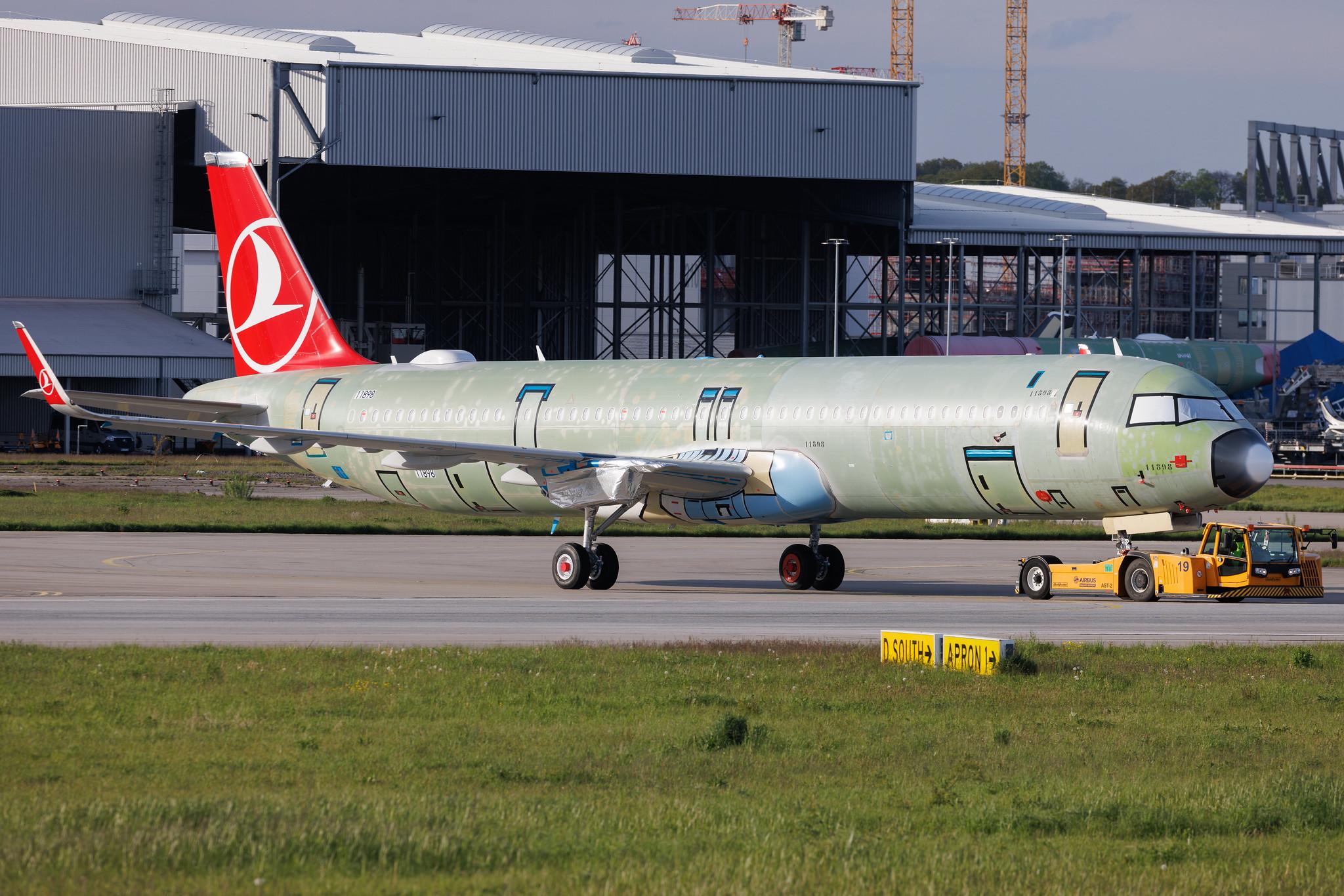 Hamburg Finkenwerder: Turkish Airlines (TK / THY) | Airbus A321-271NX A21N | D-AVXO | TC-LPH | MSN 11898