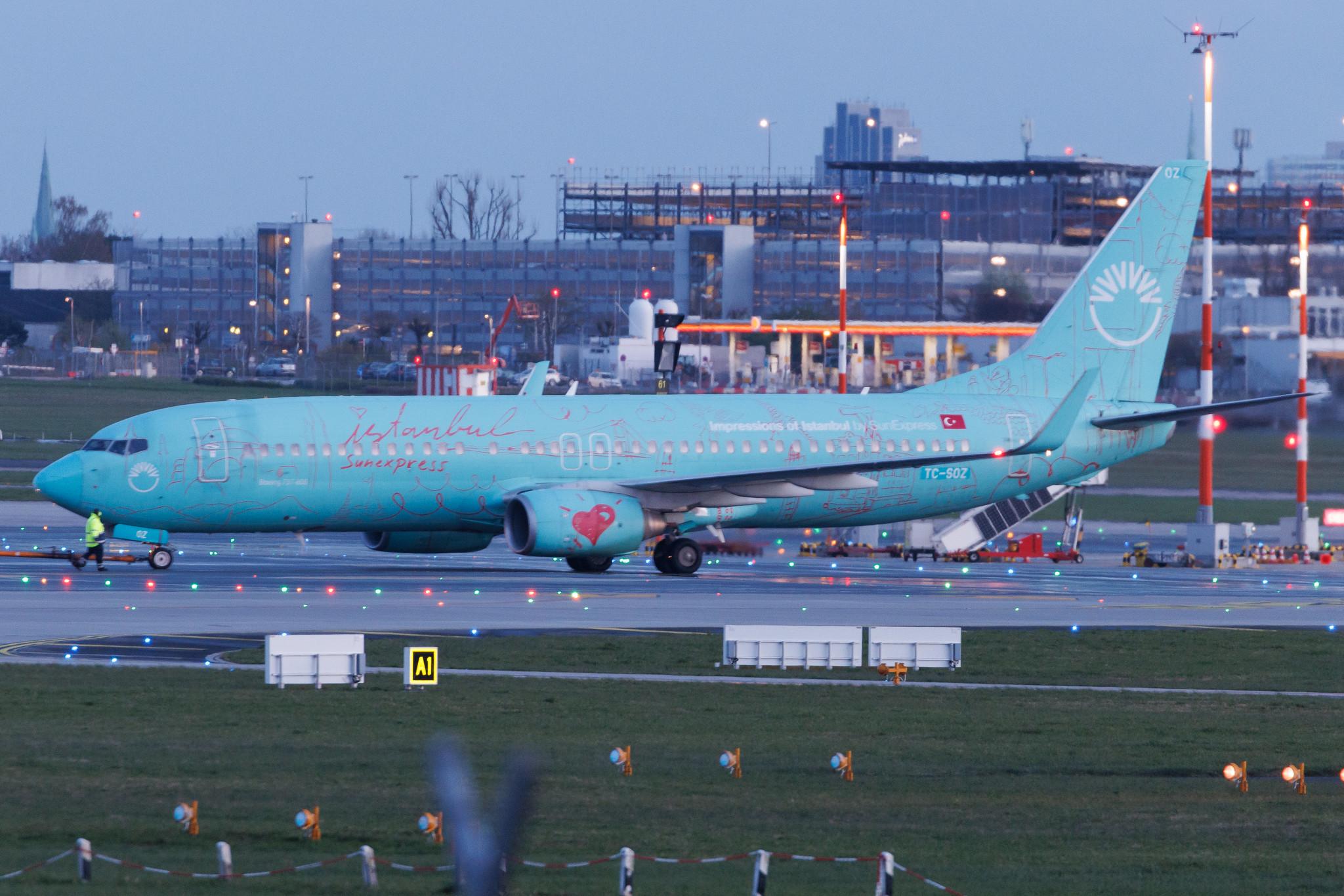 Hamburg Airport: SunExpress (XQ / SXS) | Boeing 737-8HX B738 | TC-SOZ | MSN 29649