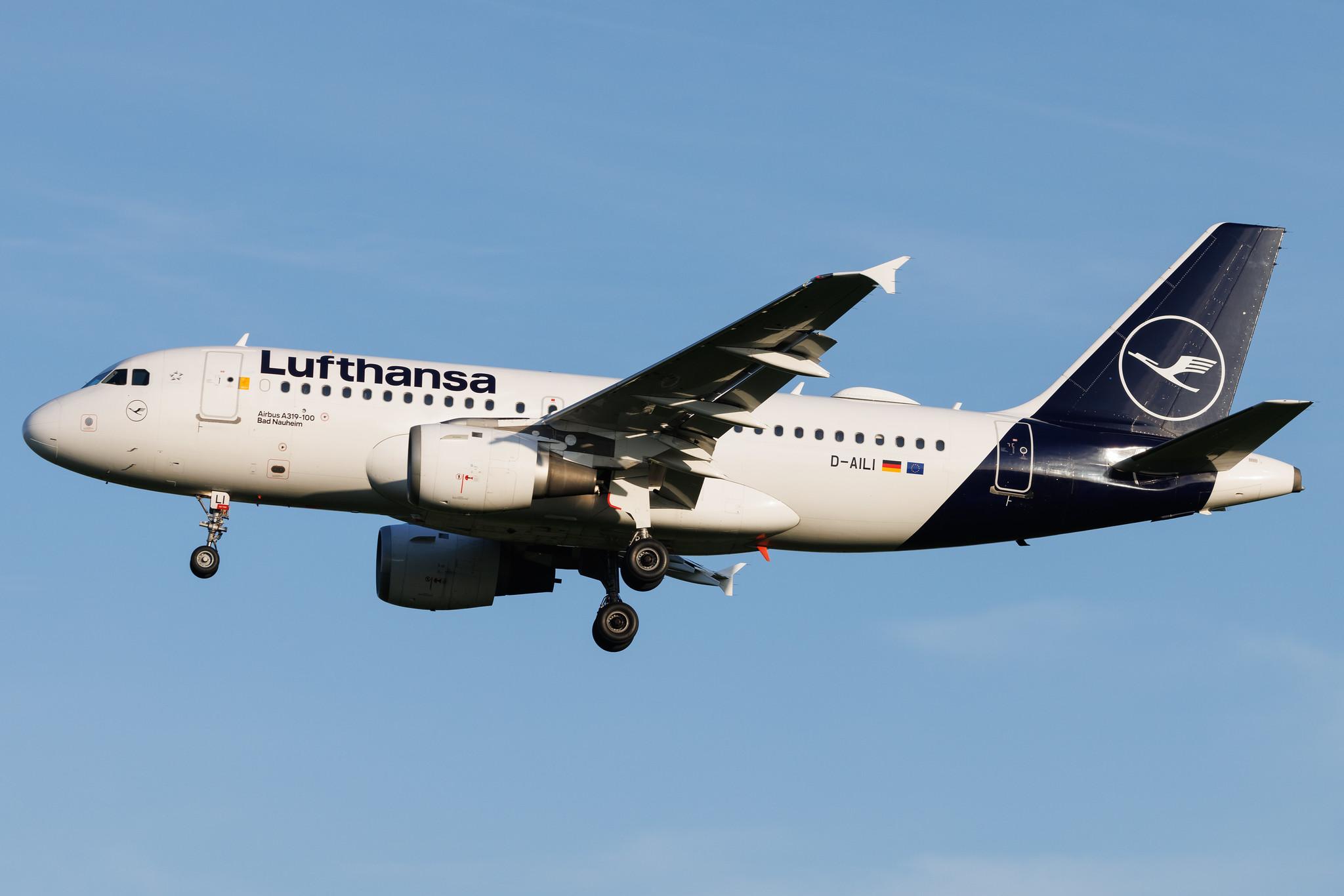 Hamburg Airport: Lufthansa (LH / DLH) | Airbus A319-114 A319 | D-AILI | MSN 0651