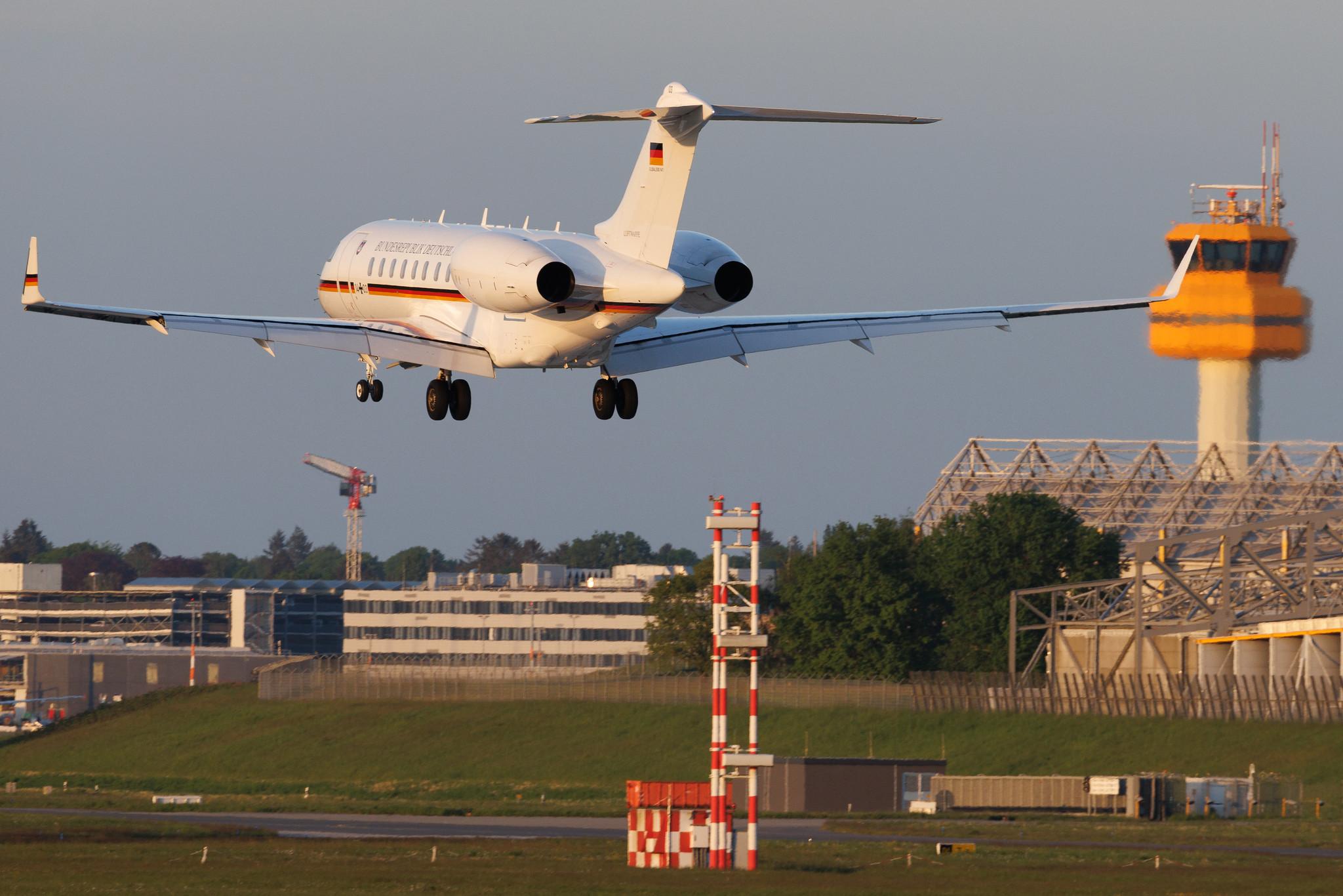 Hamburg Airport: German Air Force ( / GAF) | Bombardier BD-700-1A11 Global 5000 GLEX | 14+03 | MSN 9411