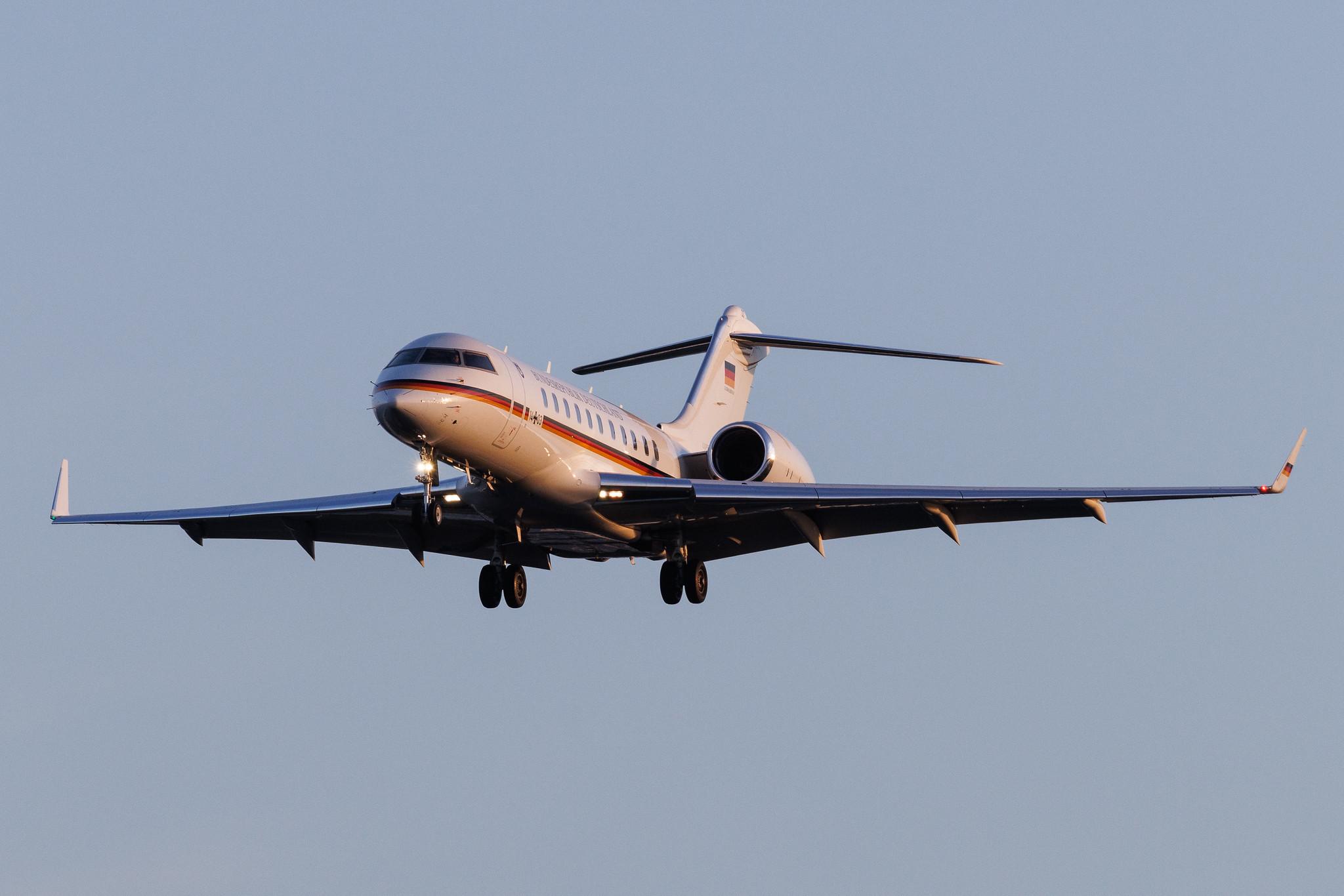Hamburg Airport: German Air Force ( / GAF) | Bombardier BD-700-1A11 Global 5000 GLEX | 14+03 | MSN 9411