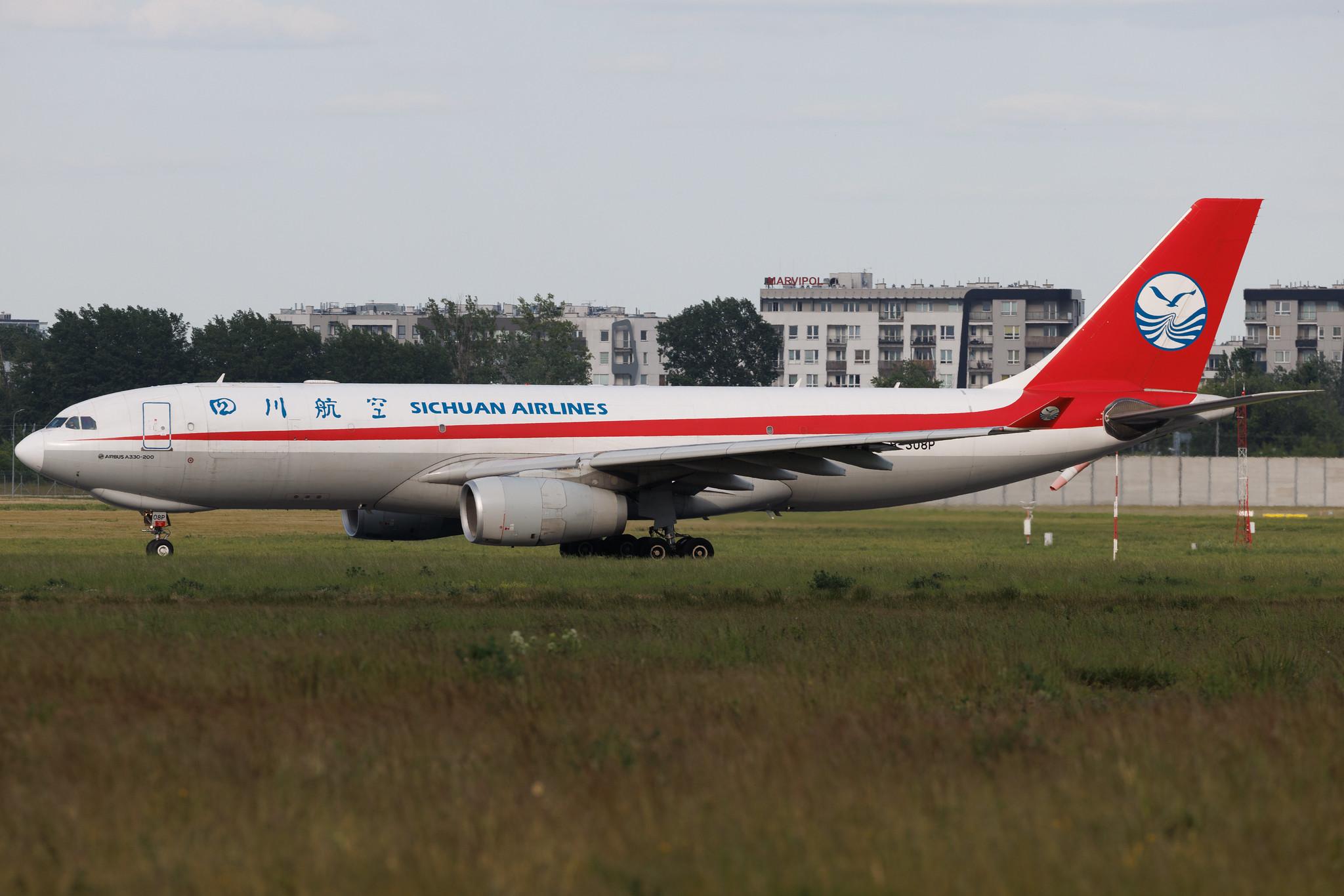 Warsaw Chopin Airport: Sichuan Airlines (3U / CSC) | Airbus A330-243F A332 | B-308P | MSN 1386