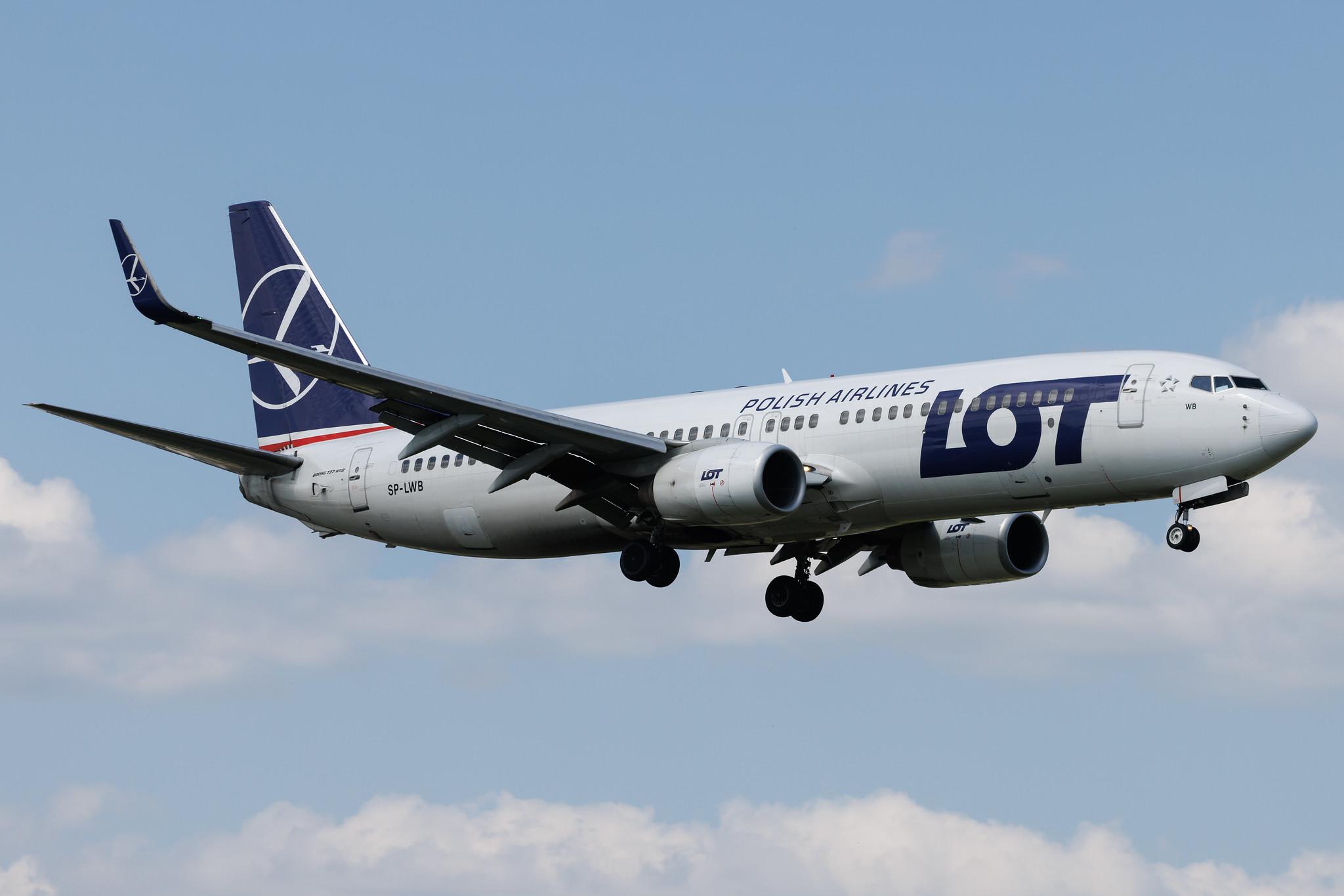 Warsaw Chopin Airport: LOT (LO / LOT) | Boeing 737-89P B738 | SP-LWB | MSN 32800