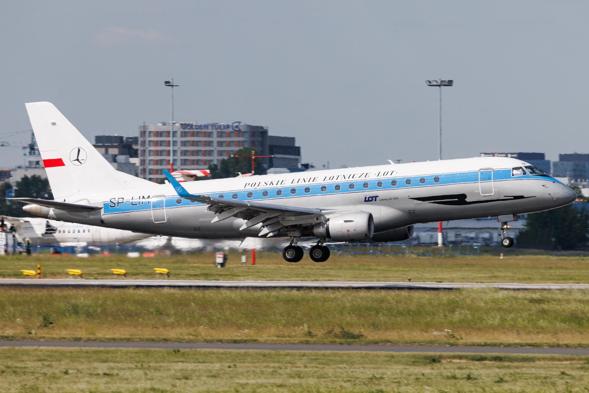 Warsaw Chopin Airport: LOT (LO / LOT) | Livery: Retro Livery | Embraer E175LR E75S | SP-LIM | MSN 17000311