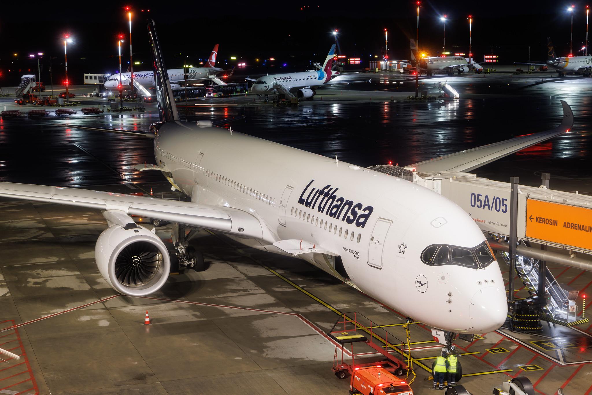 Hamburg Airport: Lufthansa (LH / DLH) | Airbus A350-941 A359 | D-AIXJ | MSN 209