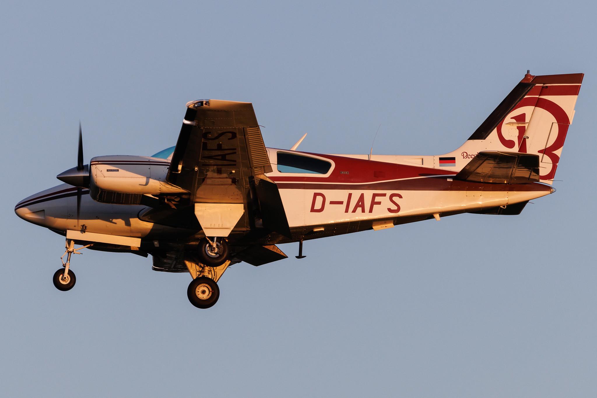 Hamburg Airport: Private owner | Beech 95-B55 Baron BE55 | D-IAFS | MSN TC-1796
